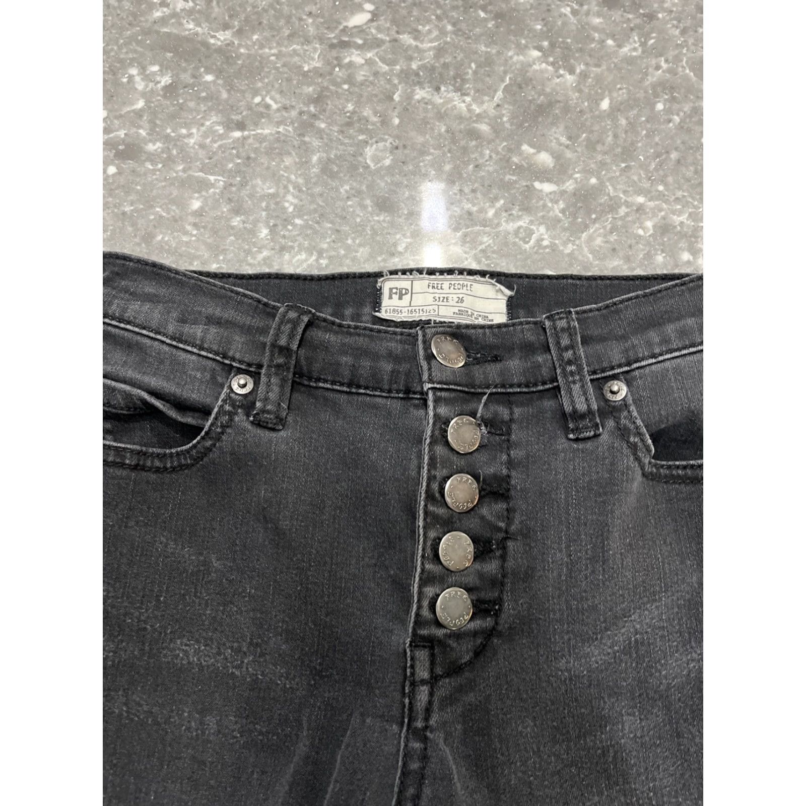 Free People FREE PEOPLE BLACK DENIM SKINNY JEANS 26 Womens Jeans Slim Stretchy Regular 26 Black Skinny Denim Size 26" / US 2 / IT 38 - 3 Thumbnail