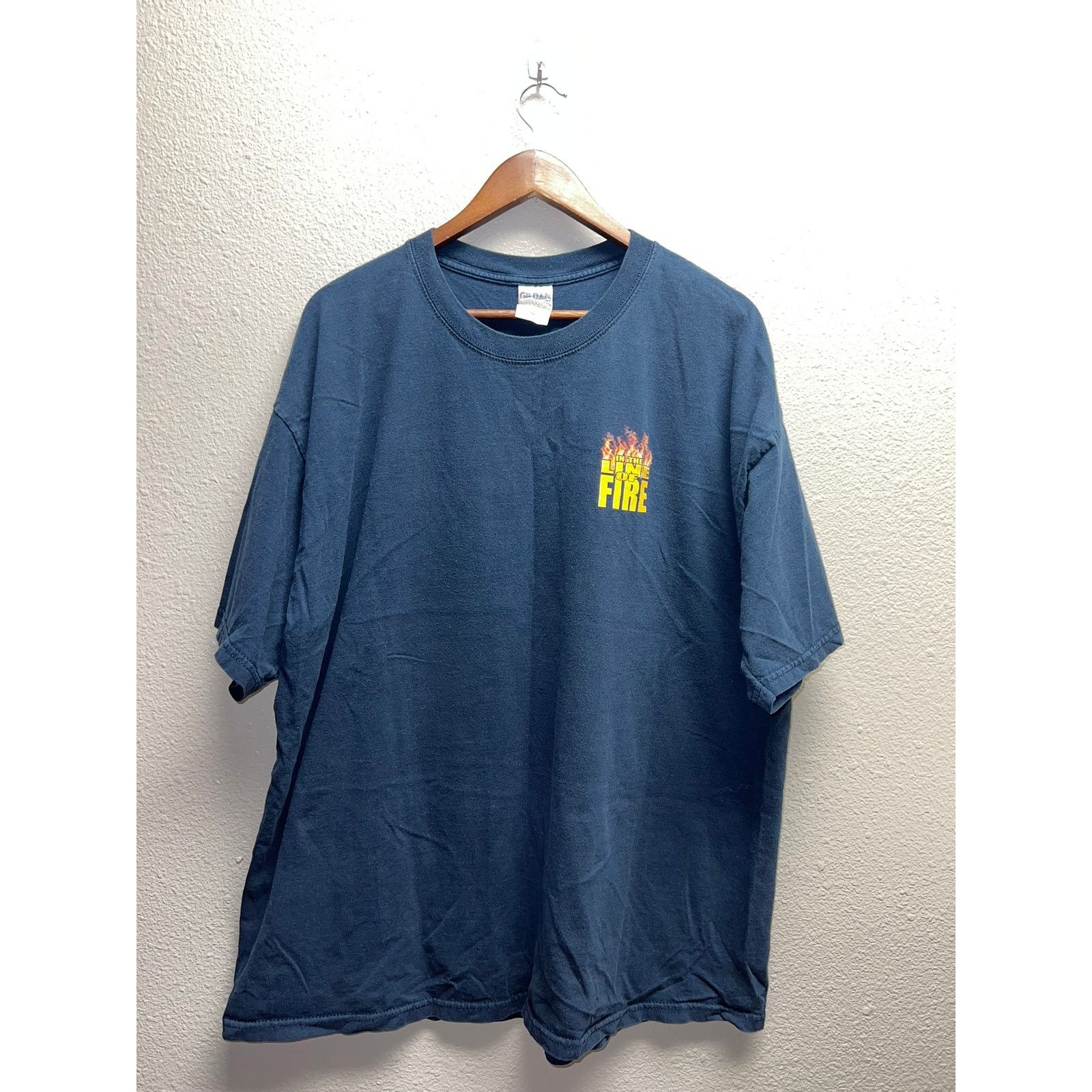 Gildan Vintage Firefighter Shirt I Save Lives For A Living Blue Tee Size US XXL / EU 58 / 5 - 2 Thumbnail