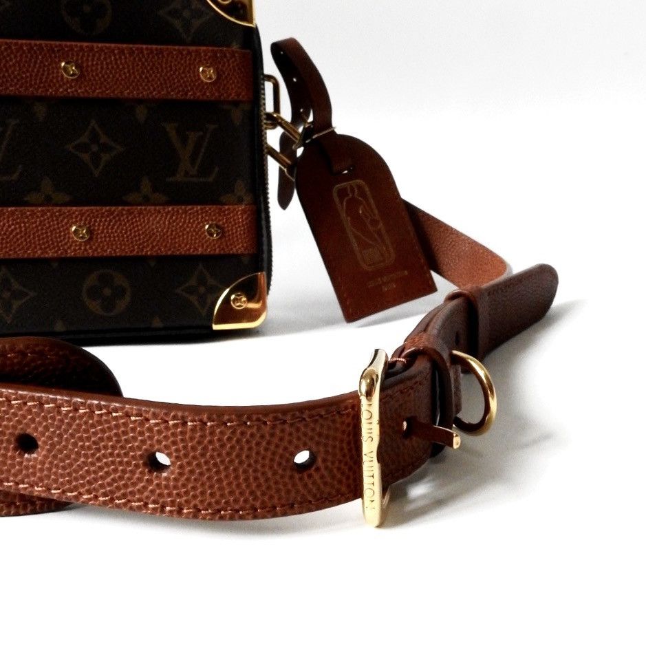 Louis Vuitton × NBA LIMITED LV X NBA "MONOGRAM" LEGACY HANDLE TRUNK Size ONE SIZE - 10 Thumbnail