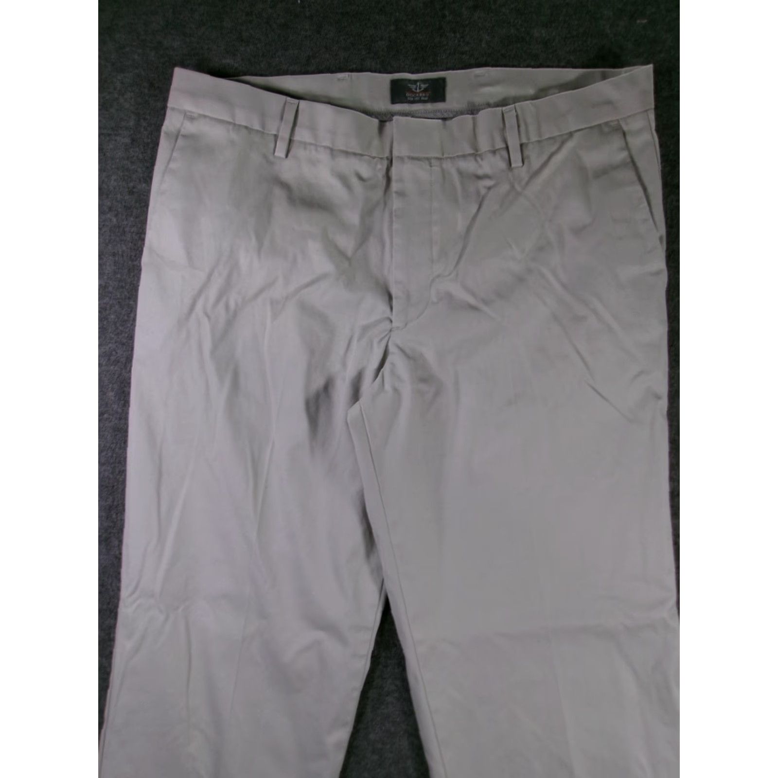 Dockers Dockers Pants Mens 36X29 Straight Fit Khaki Iron Free Chino Flat Front Stretch Beig_? Size US 36 / EU 52 - 2 Thumbnail