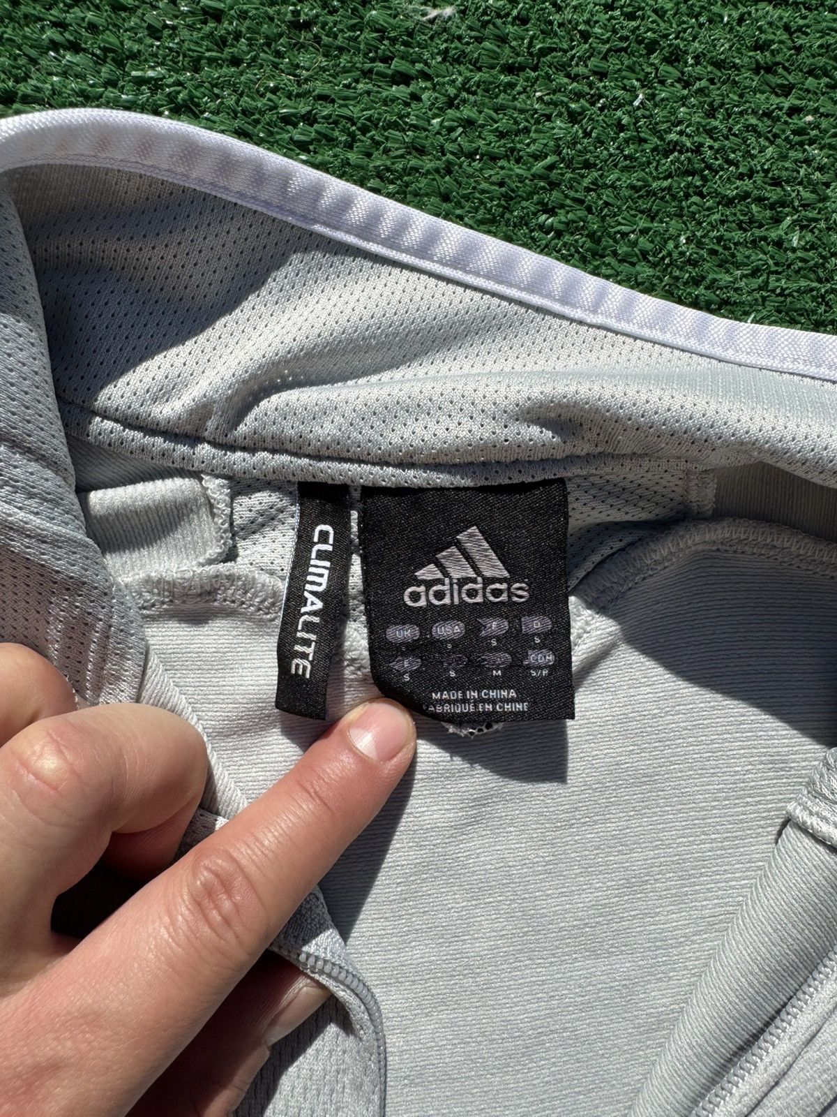 Adidas Adidas Grey Sweater Size US S / EU 44-46 / 1 - 2 Thumbnail