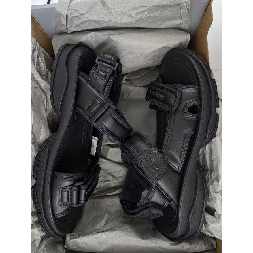 Balenciaga o1rshd1 Tourist Fake Leather Sandal in Black Size US 12 / EU 45 - 19 Thumbnail