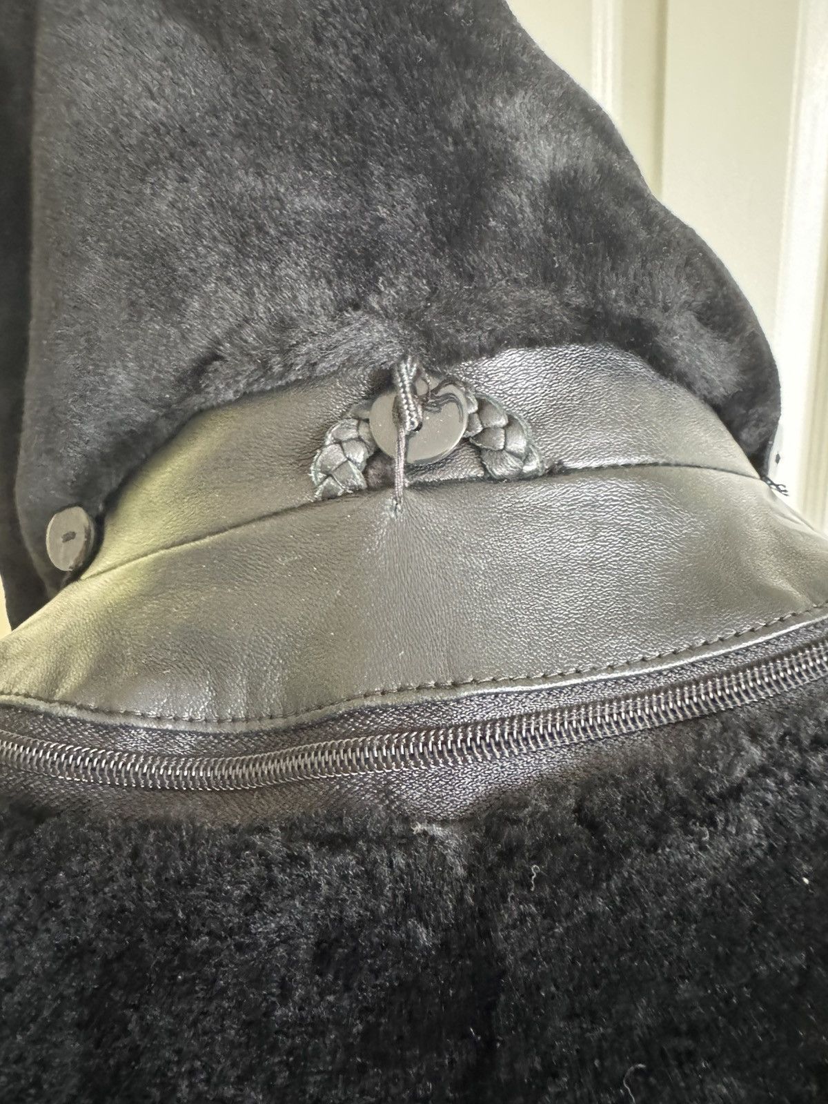 Other IMPERIO Men’s Black Leather/Shearling Jacket 50/L EUC Size US L / EU 52-54 / 3 - 7 Thumbnail