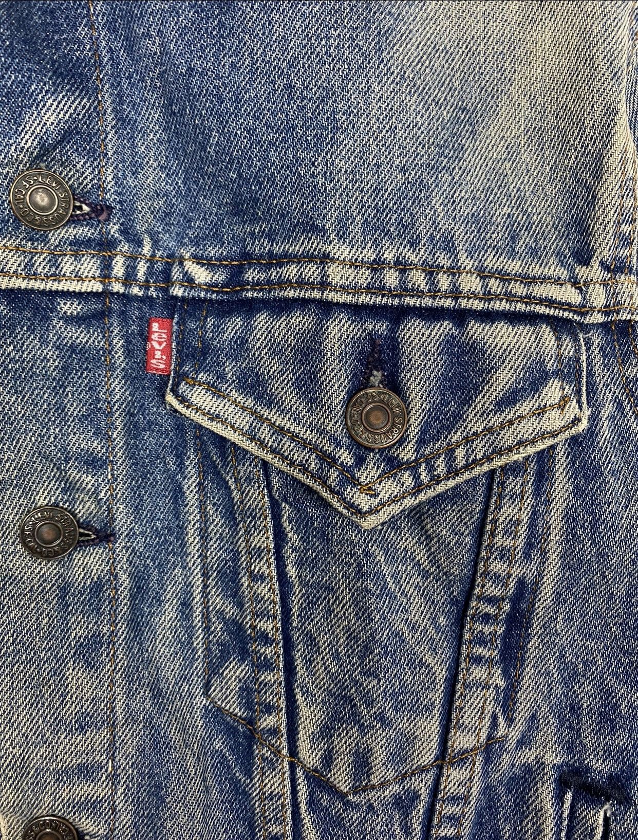 Levi's Rare‼️ Vintage DISTRESSED Levi’s Denim Trucker Jacket Size US S / EU 44-46 / 1 - 6 Thumbnail