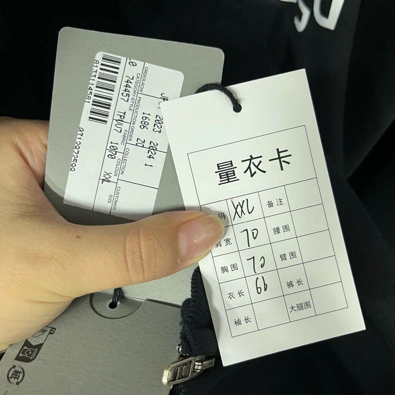 Balenciaga Balenciaga Letter and Number Printed Hooded Long Sleeve Sw Size US S / EU 44-46 / 1 - 5 Thumbnail