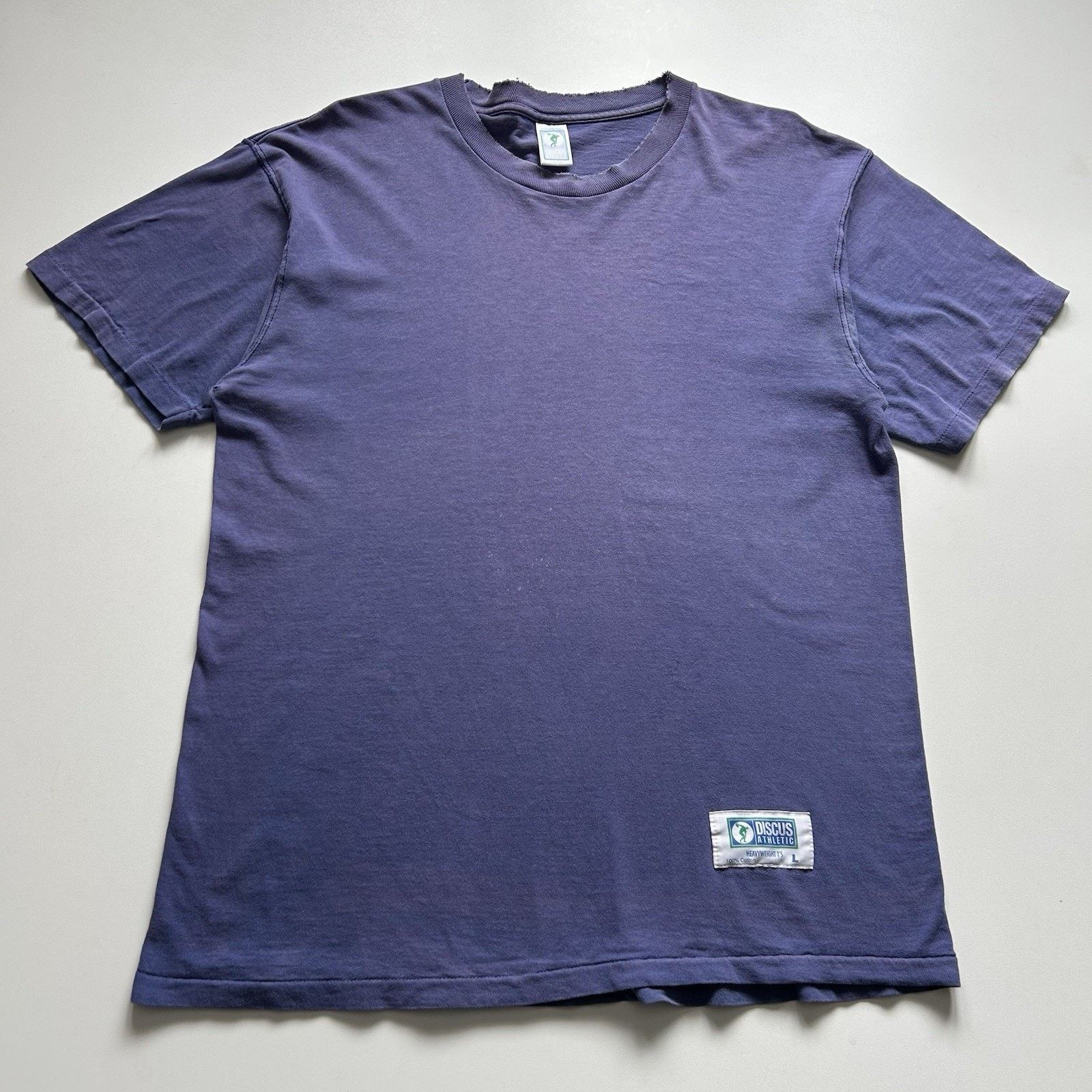 Vintage Vintage Faded Navy Blue Blank T Shirt Large 90s Cotton Rare Size US L / EU 52-54 / 3 - 1 Thumbnail