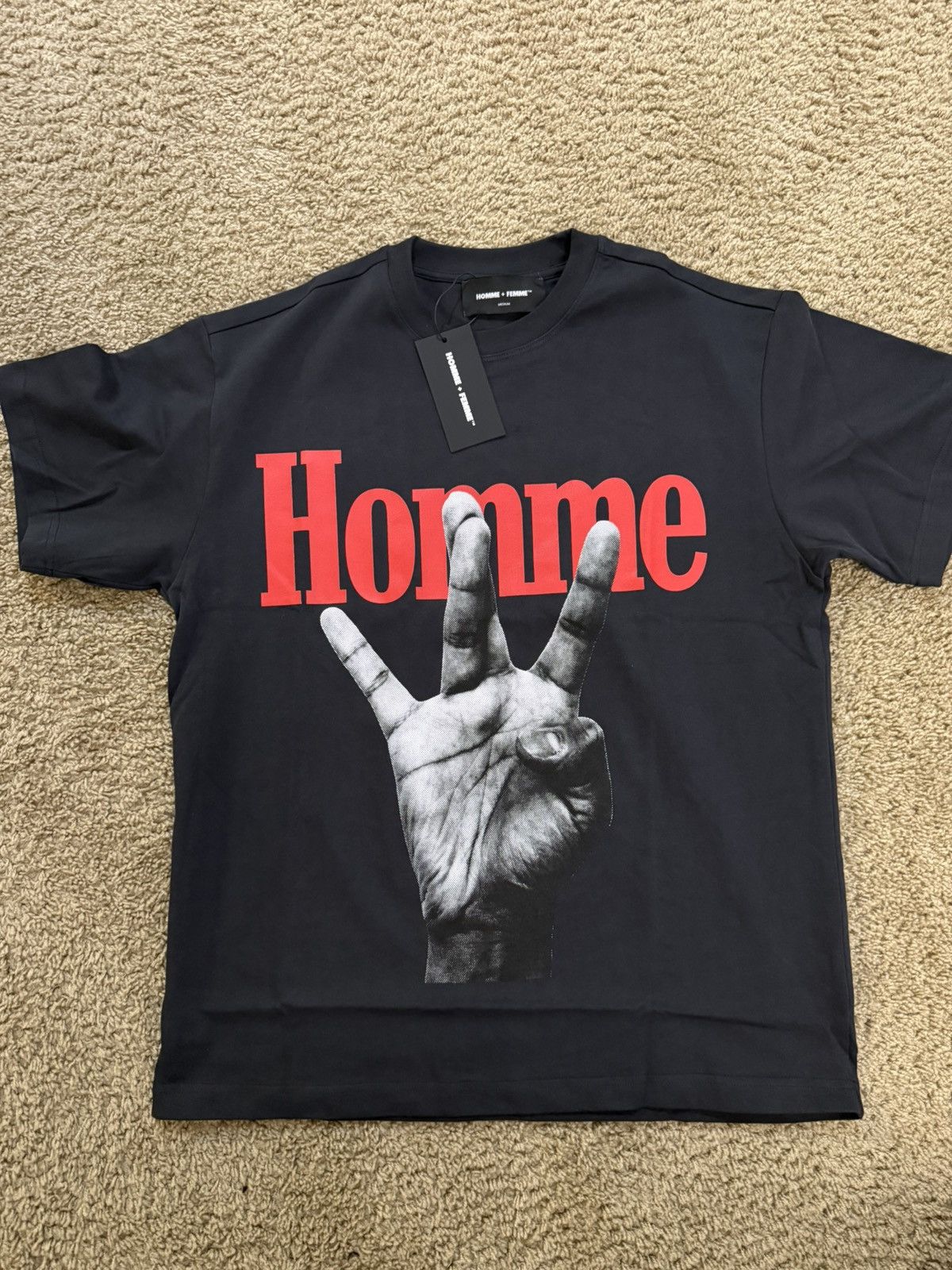 Homme + Femme La Homme + Femme Twisted Fingers Graphic T-Shirt Black Size US M / EU 48-50 / 2 - 1 Thumbnail