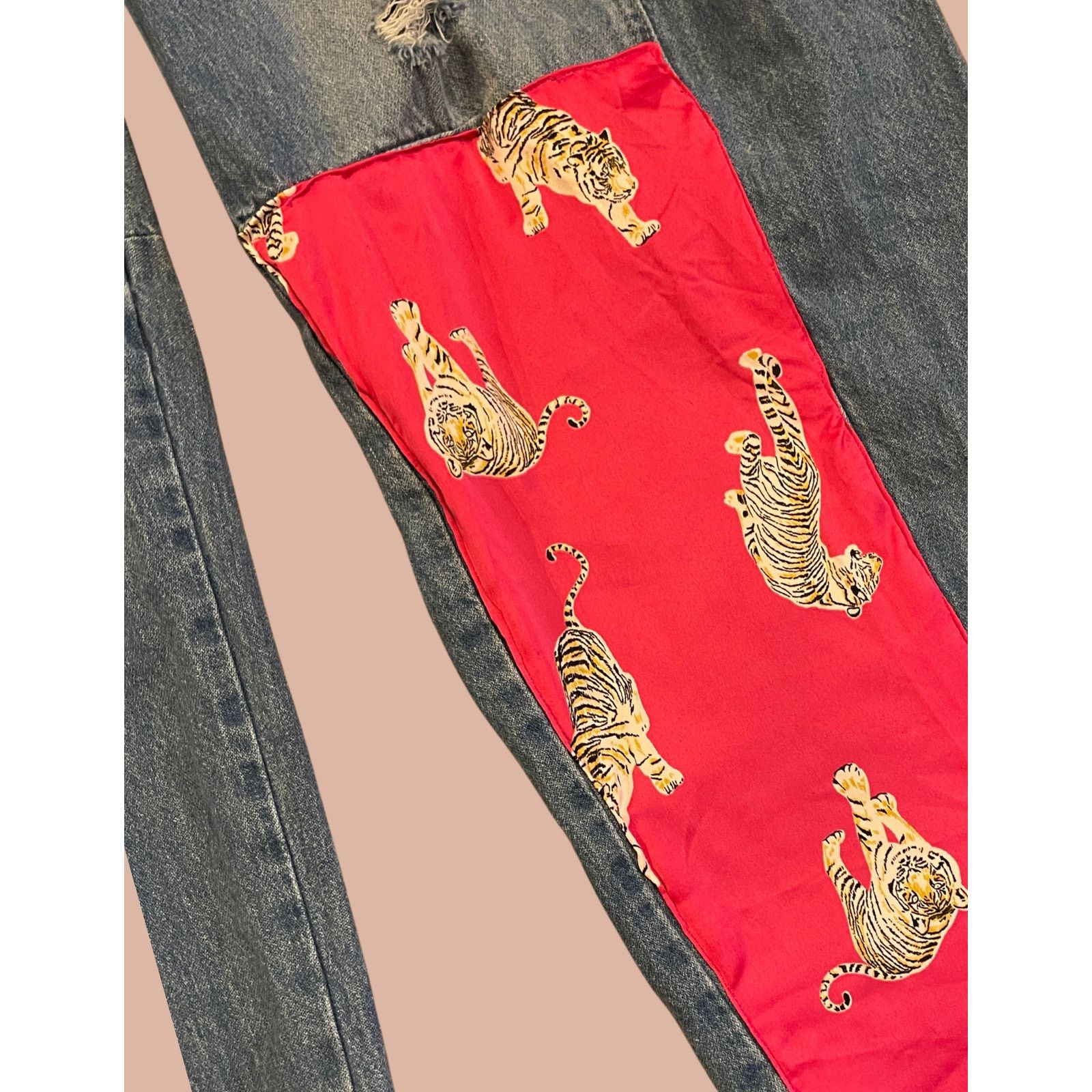 Handmade Size 4 Upcycled Tiger Jeans Boho Indie Funky Size 27" / US 4 / IT 40 - 3 Thumbnail