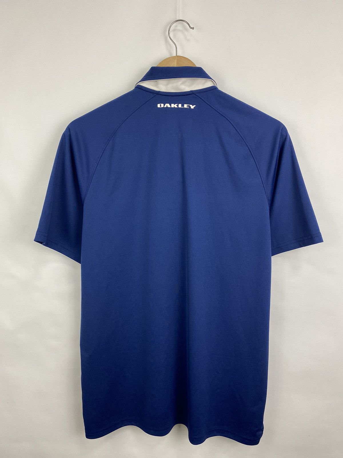 Oakley 🇺🇸 Vintage Y2K Oakley Art Polo T-Shirt Rare Hype Retro Size US M / EU 48-50 / 2 - 8 Thumbnail