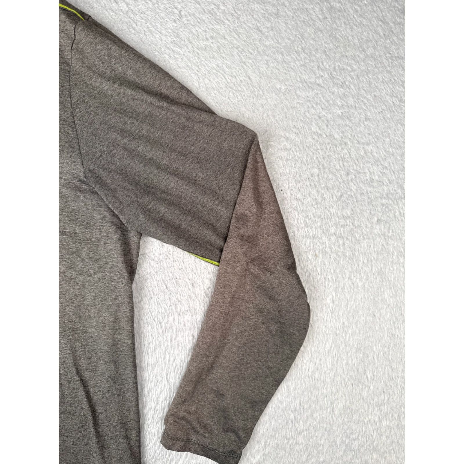 The North Face The North Face Shirt Men Large Gray Long Sleeve Hooded Flashdry Polyester READ Size L / US 10 / IT 46 - 2 Thumbnail