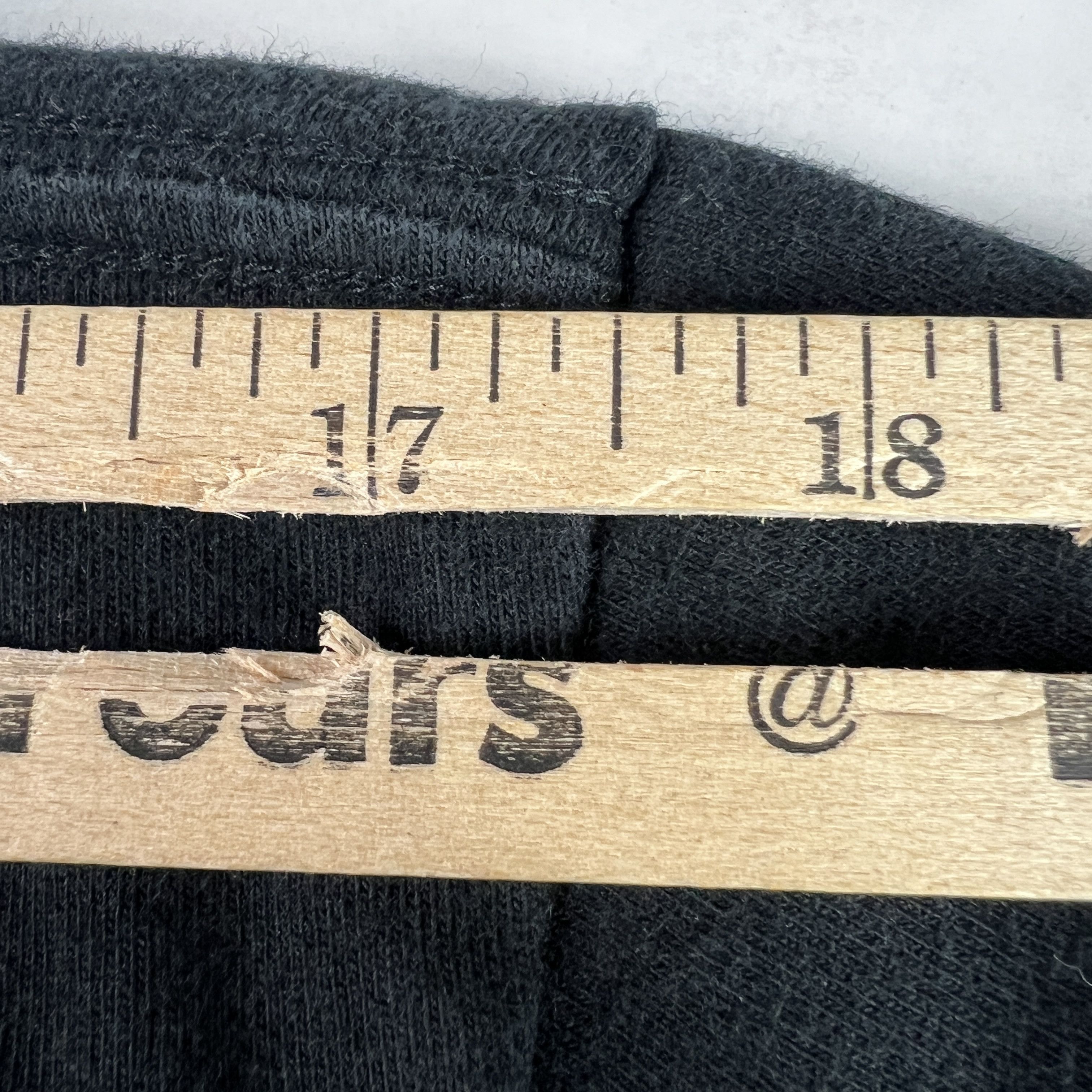 Kaws × Uniqlo Uniqlo Kaws Sesame Street Shirt Black Faded Pocket Tee Size US L / EU 52-54 / 3 - 11 Thumbnail