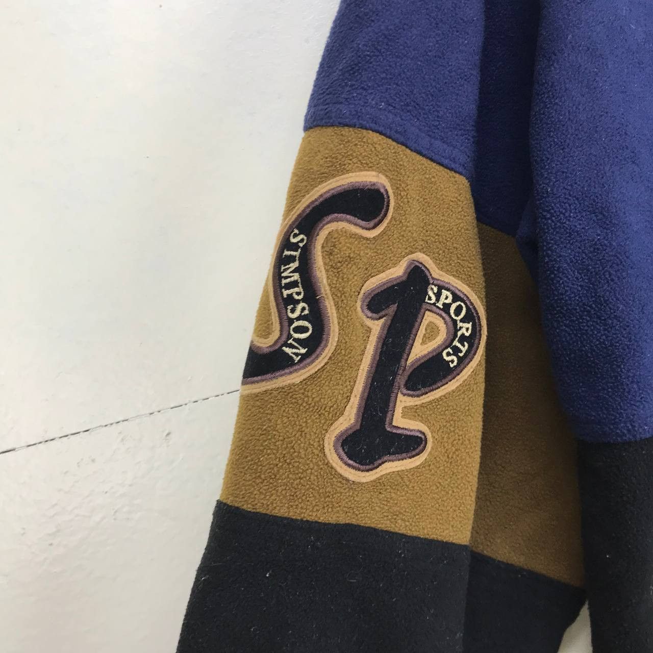 Sports Specialties × Vintage Vintage Simpson Australia Sports Club Big Logo Fleece Jacket Size US L / EU 52-54 / 3 - 9 Thumbnail