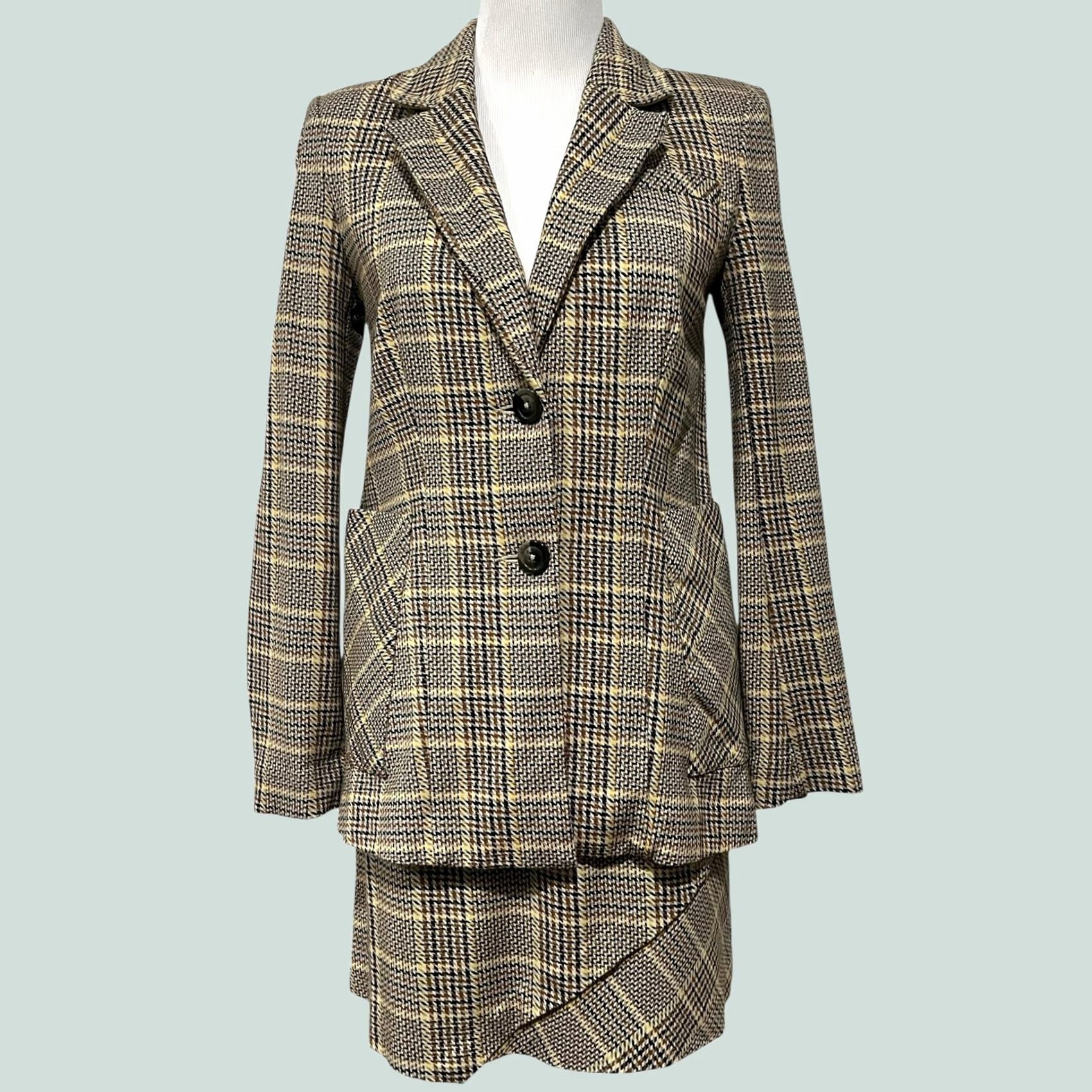 Vintage Cabi Skirt Suit Set Houndstooth Buttons Skirt & Jacket Pastime Preppy Size M 2 Piece Women Vintage No- Longer considered Size 32" / US 10 / IT 46 - 1 Thumbnail