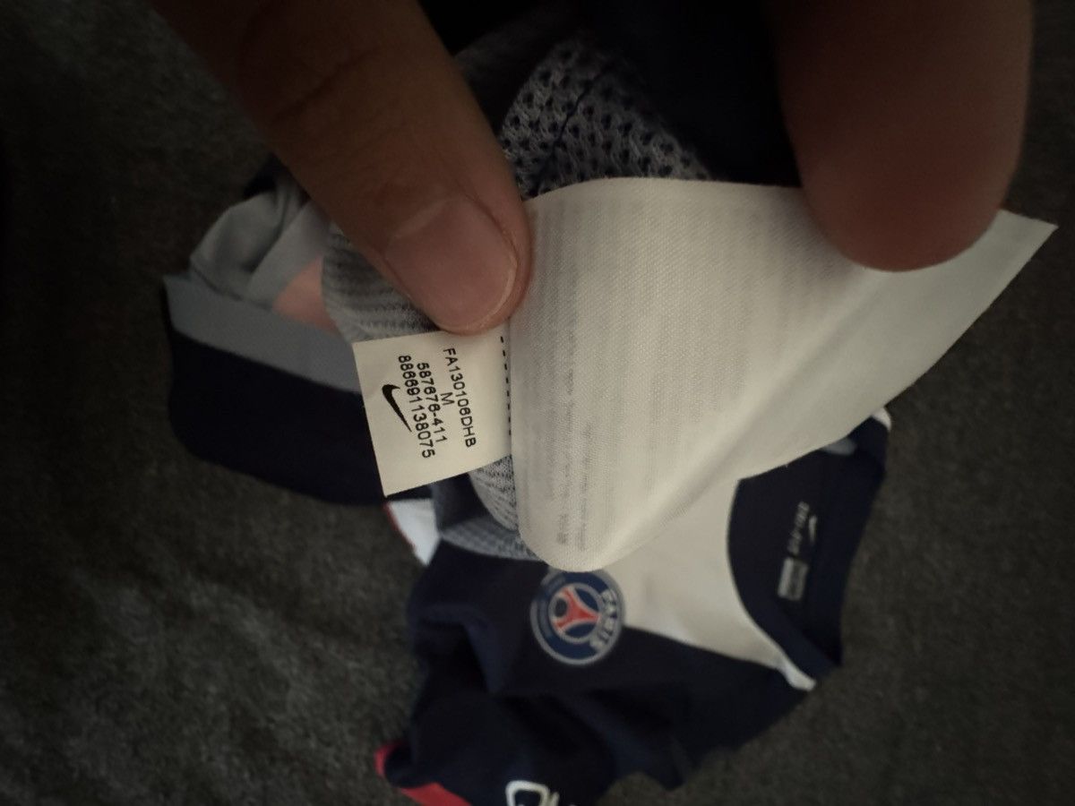 Nike Nike PSG David Beckham 2013/2014 Home Jersey Size US M / EU 48-50 / 2 - 4 Thumbnail