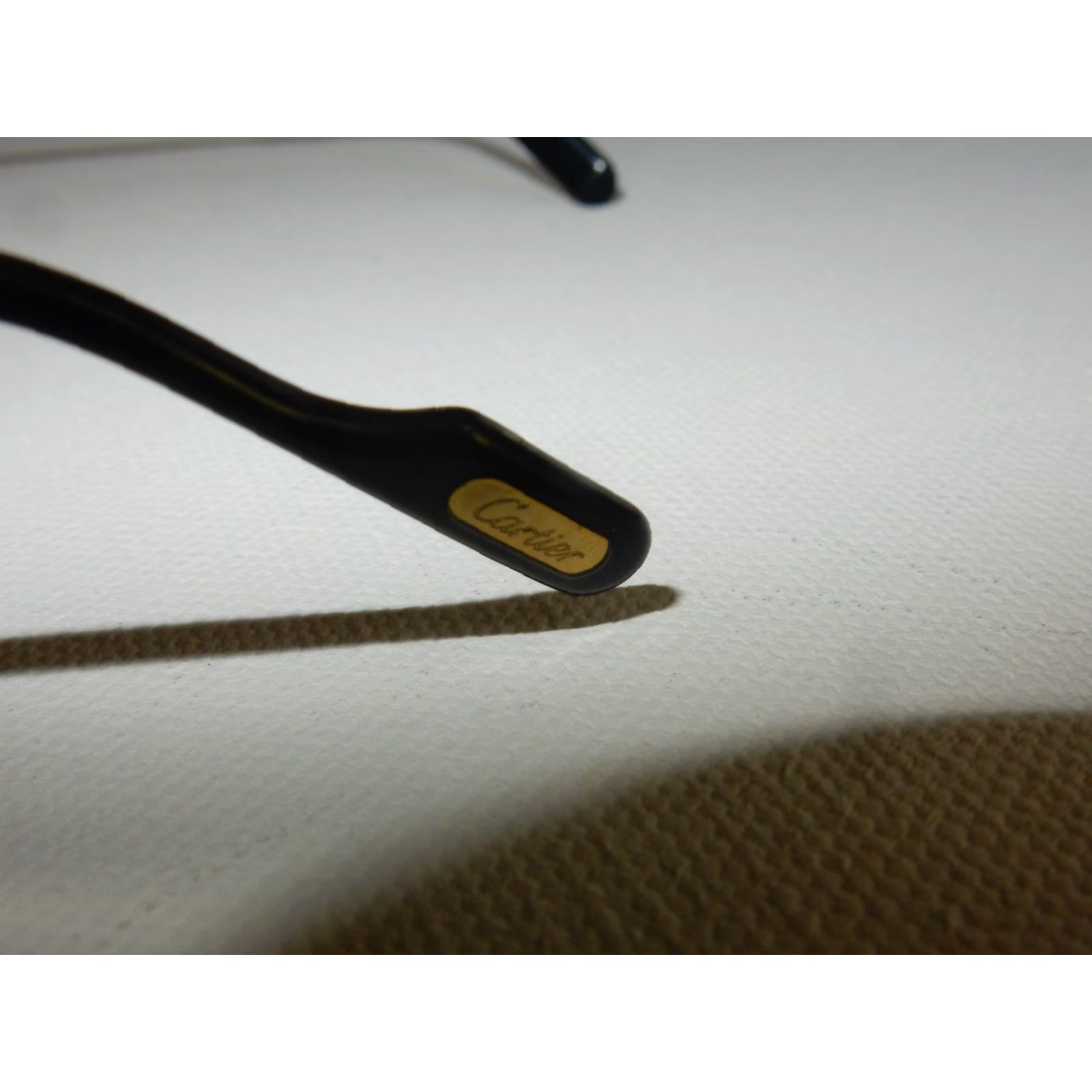 Cartier VINTAGE Cartier Sunglasses Unisex Adults 135 Silver Scratches Case Included 90s? (Need to verify decade) Size ONE SIZE - 7 Thumbnail