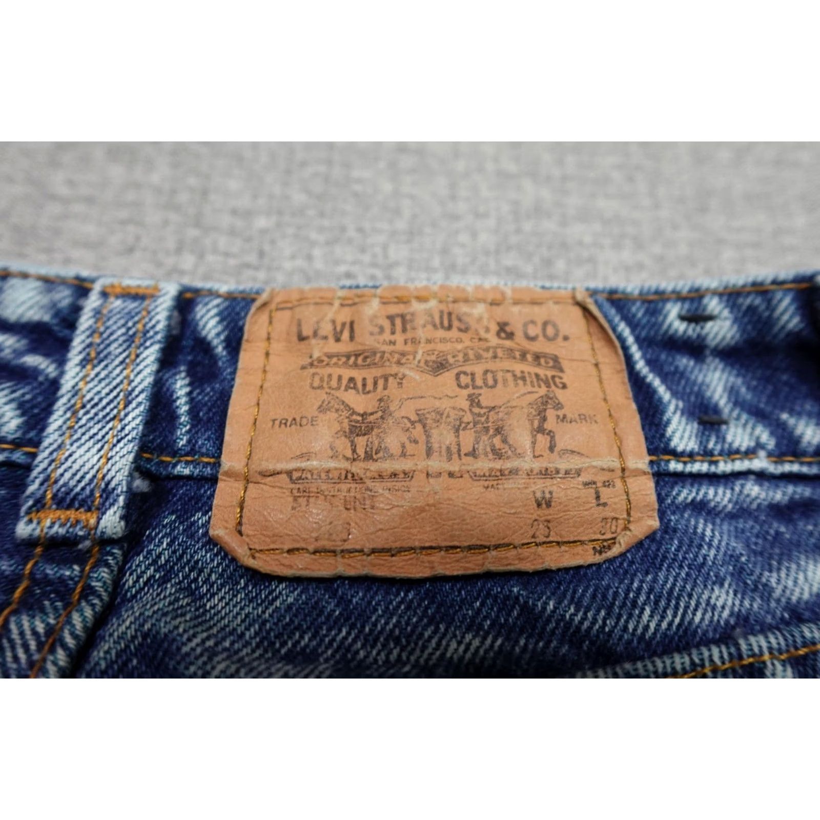 Levi's VINTAGE Levi’s 525 Jeans Womens 26x30 Blue Acid Wash High Waist Tapered 90s Damen Womens Jeans 26in 30in Blue Acid Wash 5-Pocket Denim Stretch? Size 26" / US 2 / IT 38 - 3 Thumbnail