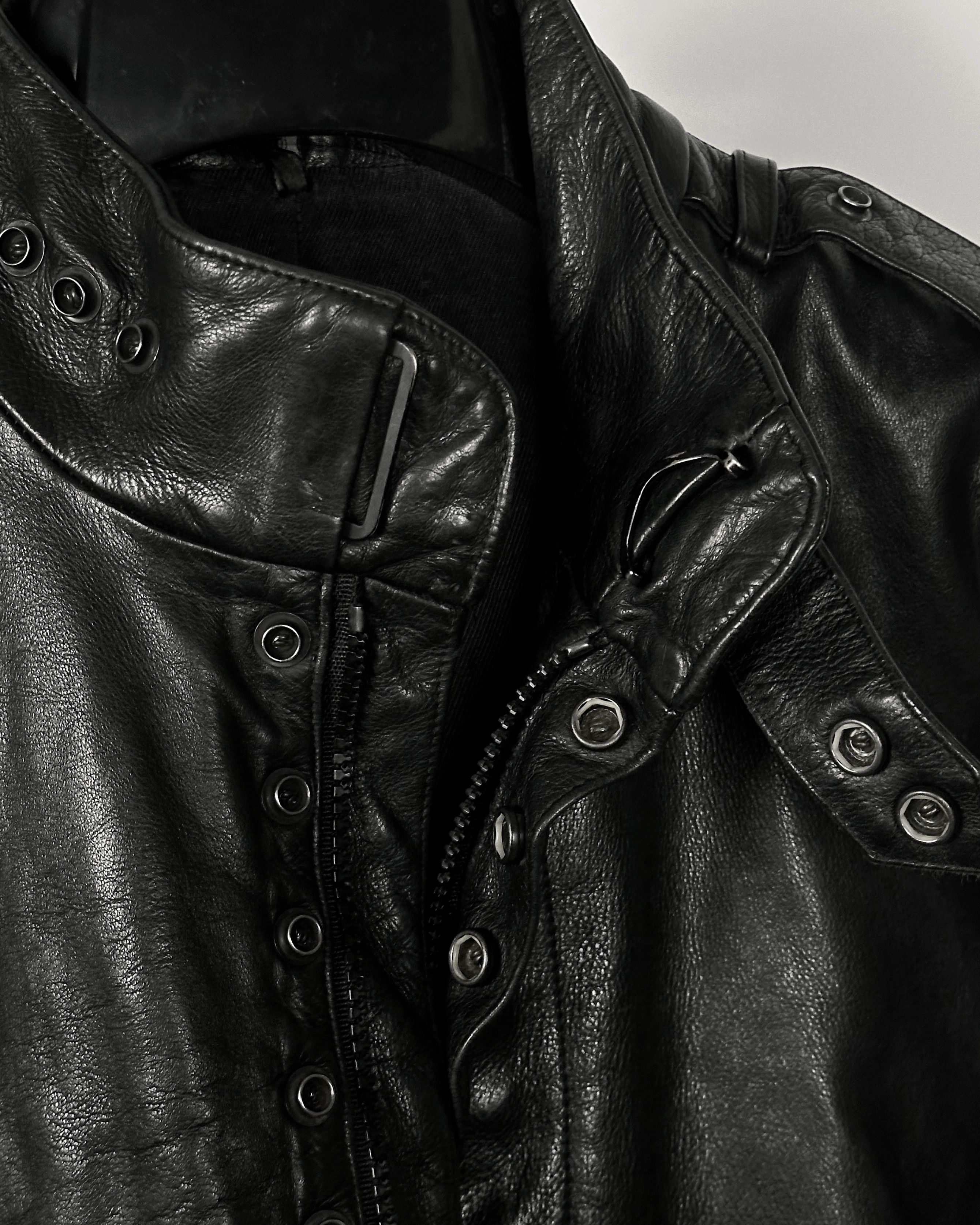 Dior Dior Homme Luster Zipper Sleeves Leather Bomber Jacket Size US M / EU 48-50 / 2 - 13 Thumbnail