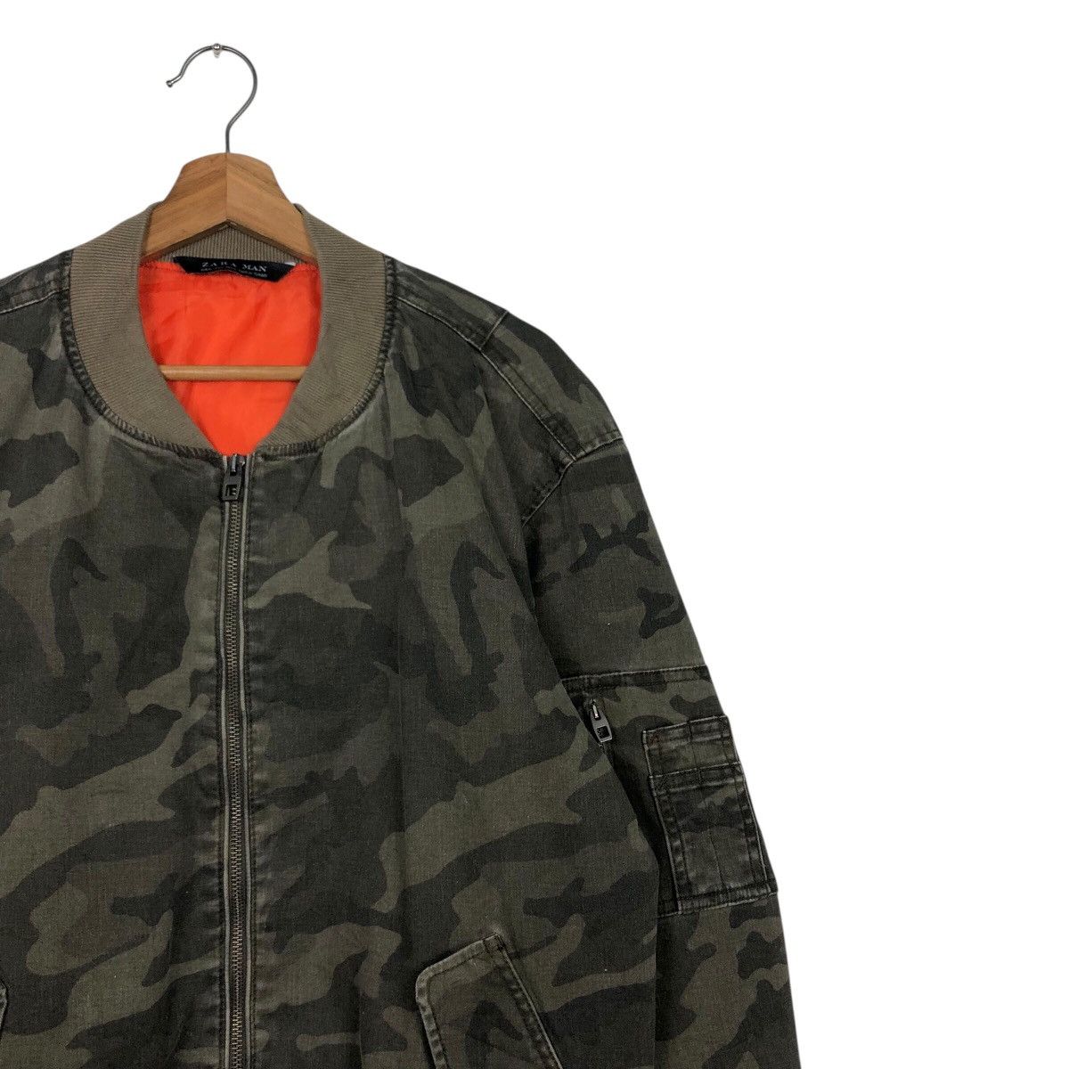 Japanese Brand 📌Vintage Bomber Jacket Camouflage Design Zara Man Size US M / EU 48-50 / 2 - 7 Thumbnail