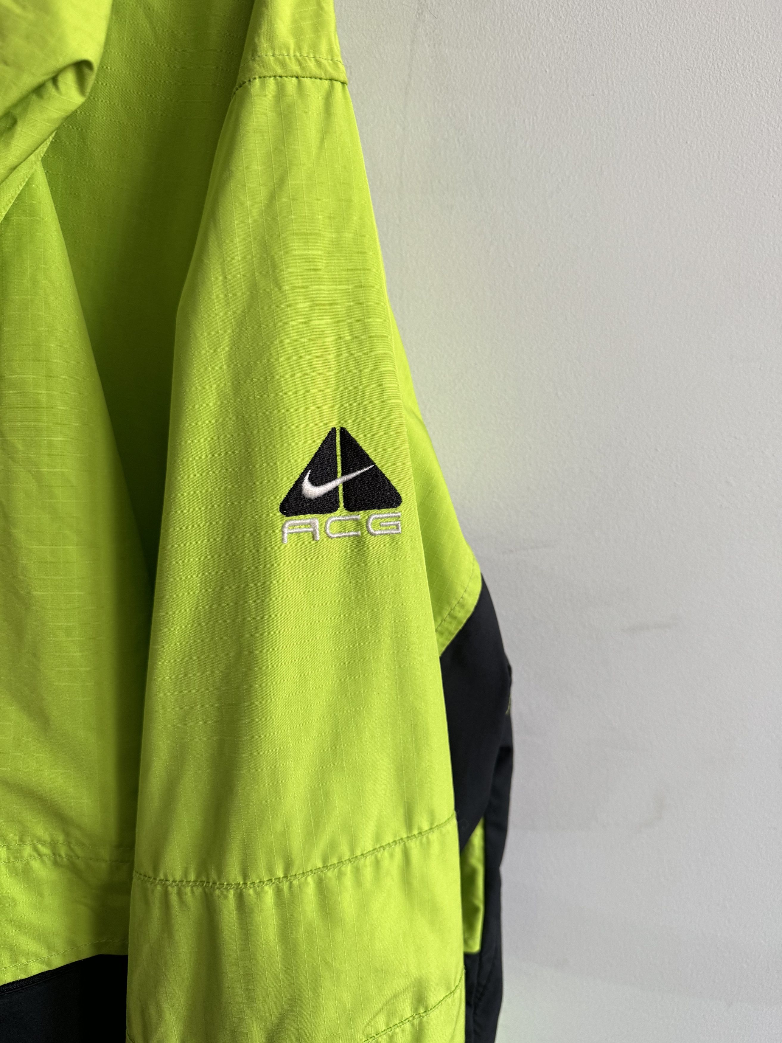 Nike × Nike ACG × Vintage 90/00s Nike ACG Packable Windbreaker Size L Size US L / EU 52-54 / 3 - 6 Thumbnail