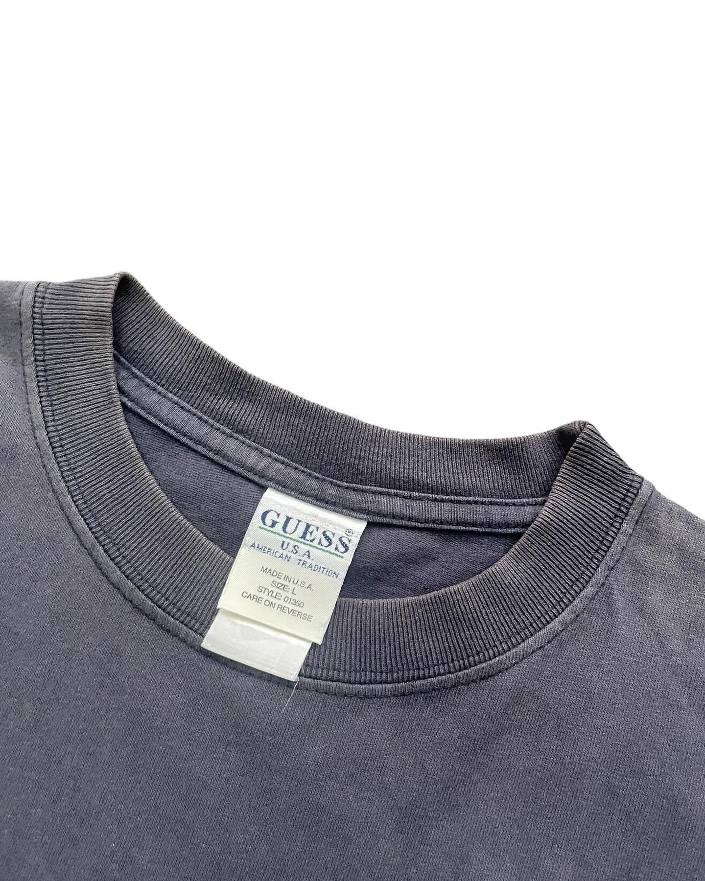 Guess Vintage Guess 2 Tone Sun Faded Wash Tshirt Size US L / EU 52-54 / 3 - 9 Thumbnail
