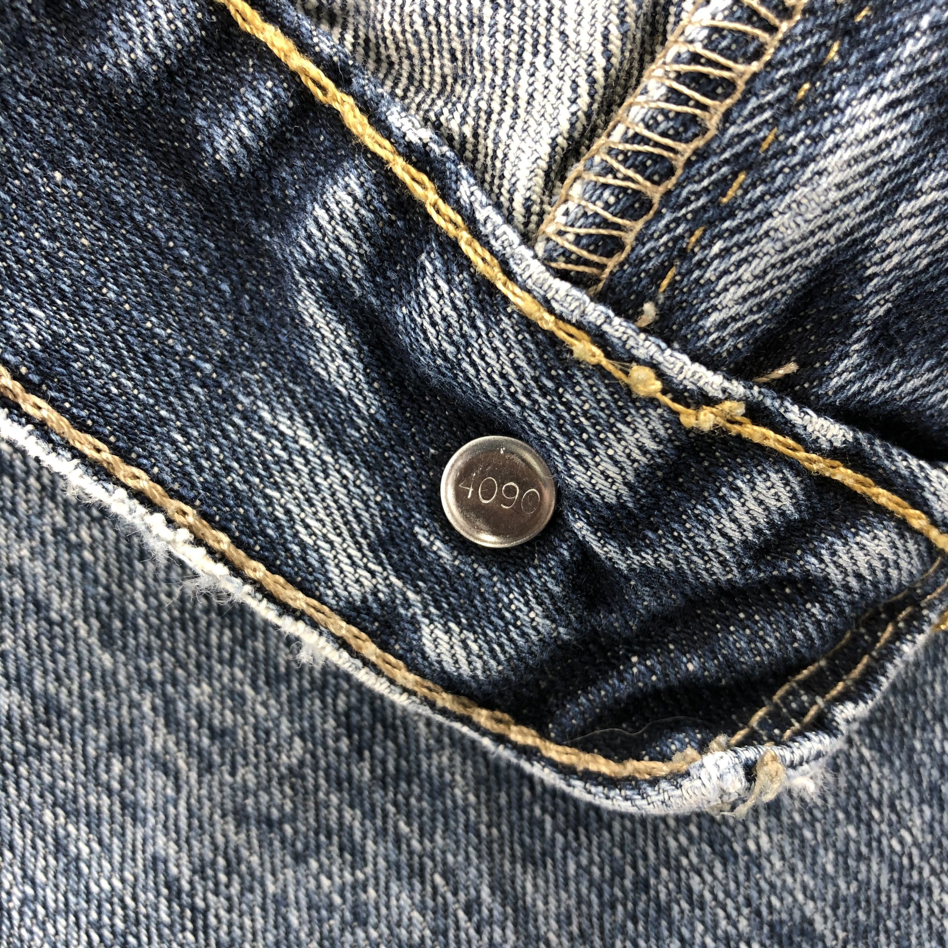 Levi's × Vintage Vintage Blue Wash Levis 505 Jeans-JM1208 Size US 39 - 10 Thumbnail