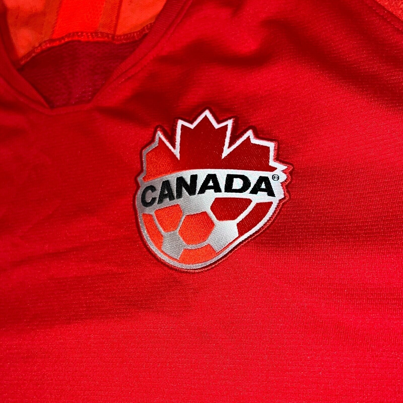 Nike NIKE CANADA 2019 HOME SOCCER JERSEY CQ3839 657 MENS LARGE Size US L / EU 52-54 / 3 - 3 Thumbnail