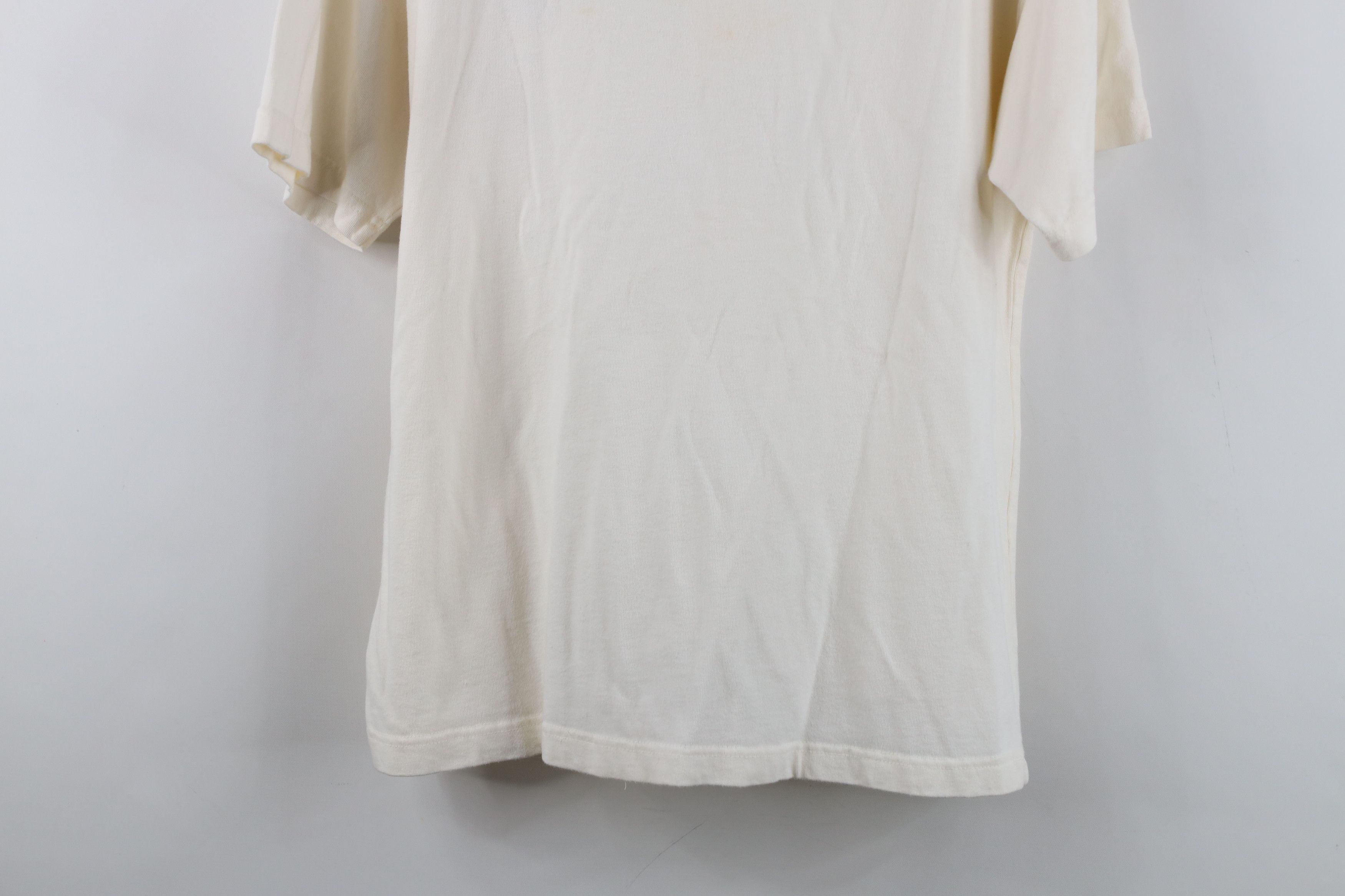 Vintage Vintage 90s Looney Tunes Daffy Duck Pocket T-Shirt Cream Size US S / EU 44-46 / 1 - 14 Thumbnail