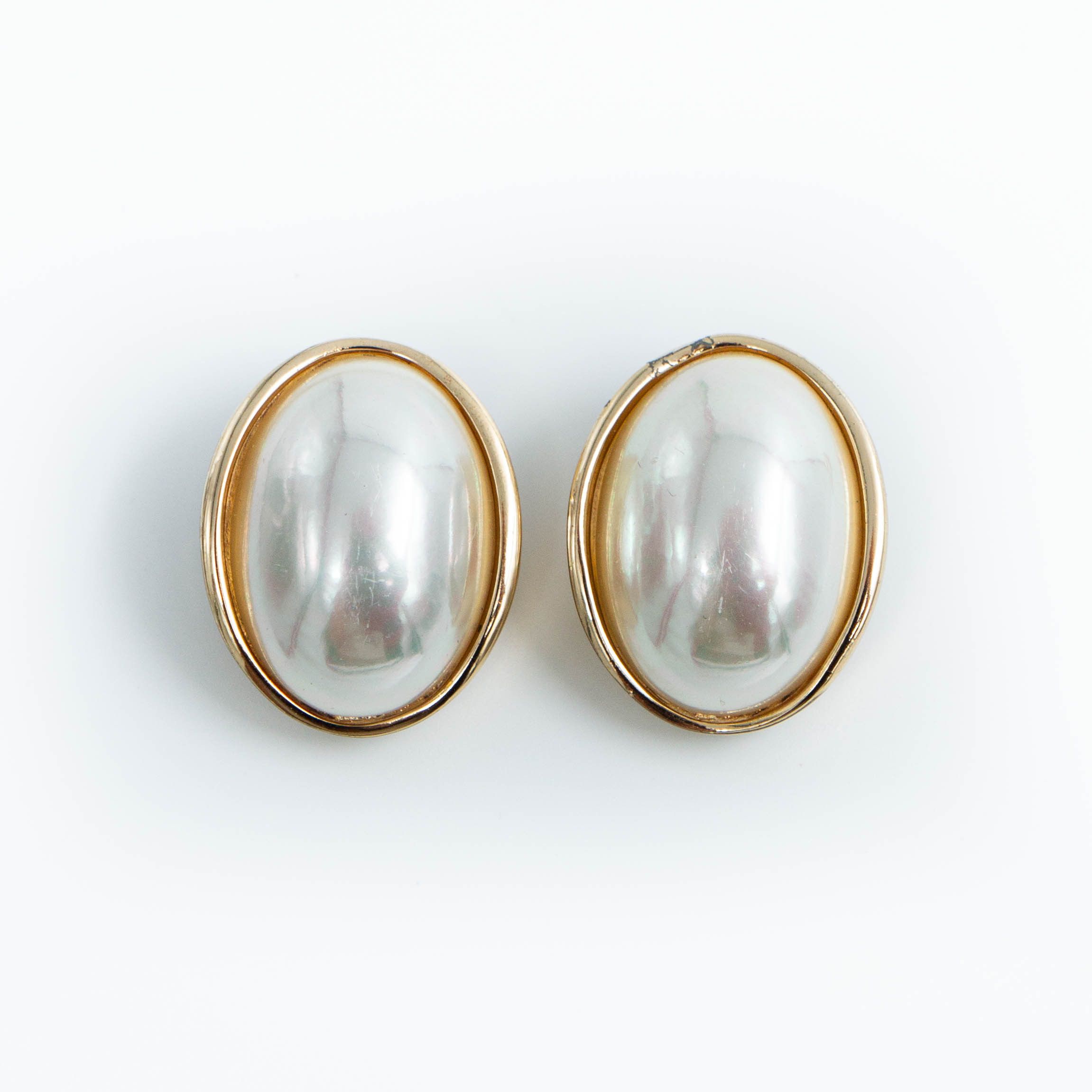 Christian Dior Monsieur × Dior × Vintage Christian DIOR Faux Pearl Oval Clip On Earrings Vintage 80s Size ONE SIZE - 1 Thumbnail