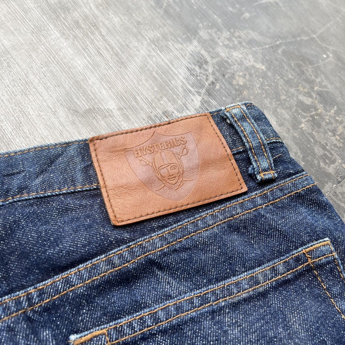 Hysteric Glamour × Japanese Brand 2000s hysterics hysterics glamour bootcut flare distressed Size 29" - 16 Thumbnail