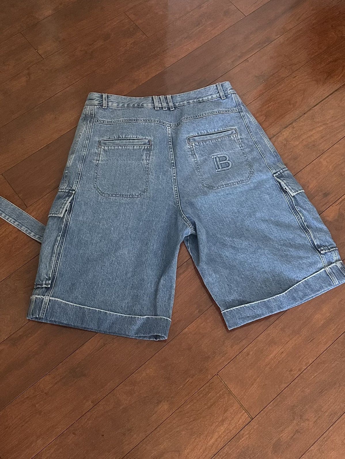 Balmain Balmain oversized jorts Size US 34 / EU 50 - 2 Thumbnail