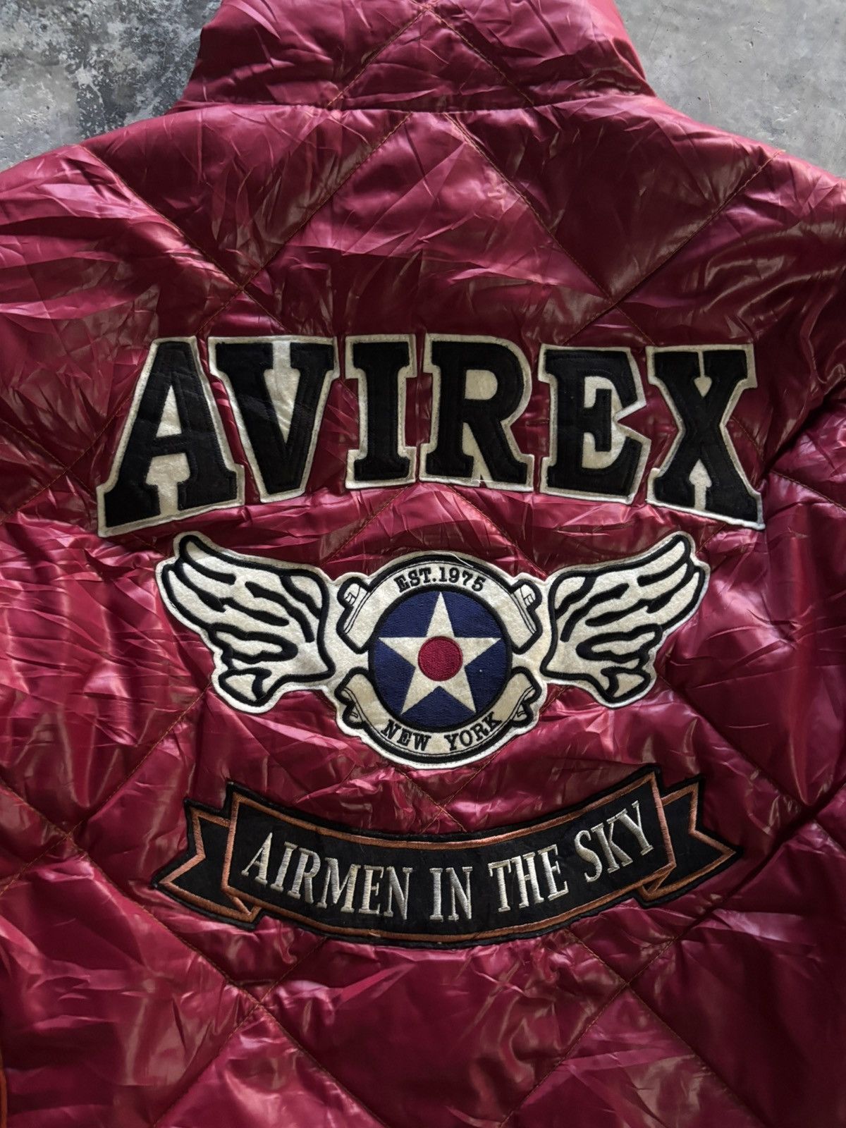 Avirex AVIREX puffer jacket big logo backhit sick design Size US L / EU 52-54 / 3 - 14 Thumbnail
