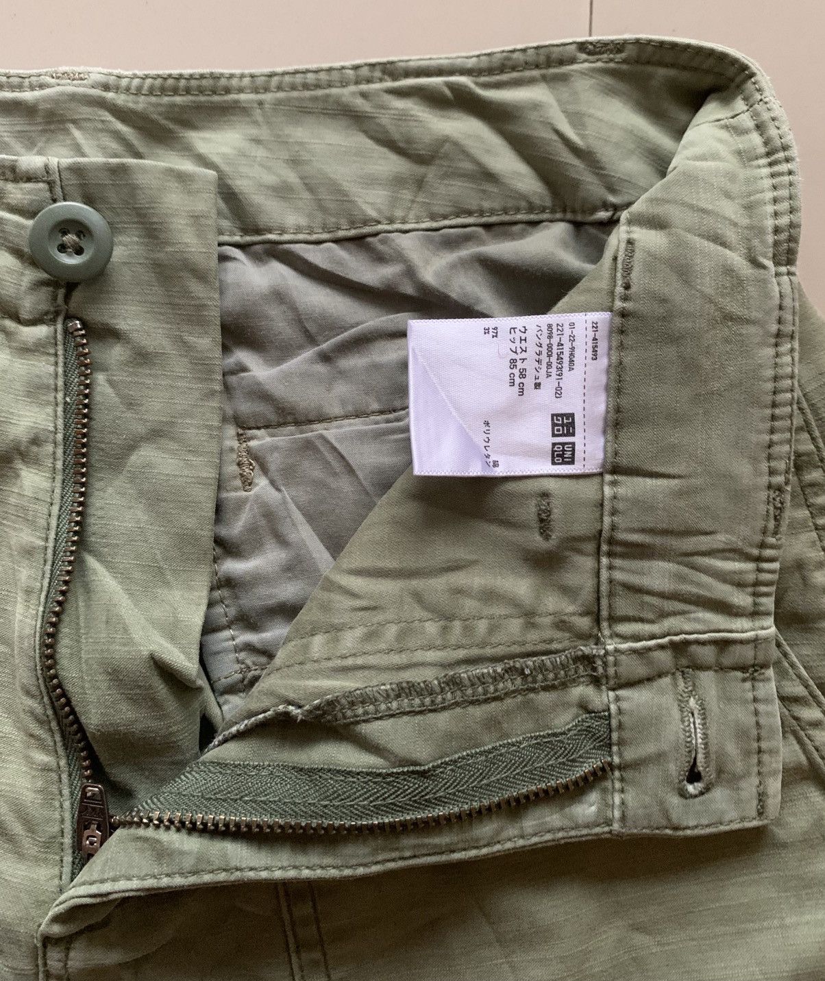 Uniqlo Uniqlo Olive Fatique Pants - Classic Military Size US 27 - 3 Thumbnail