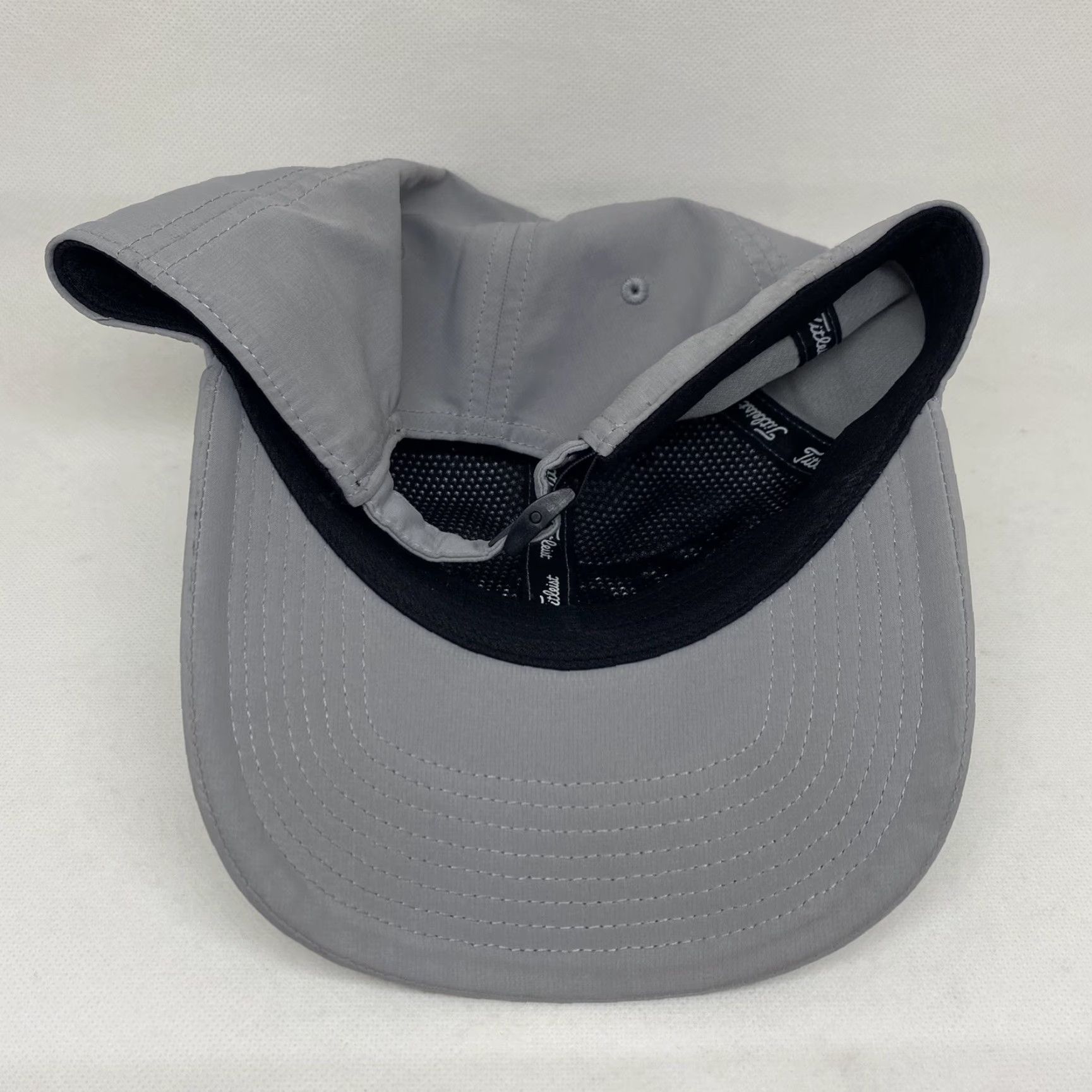 Titleist Titleist Golf Hat Cap Unisex Strapback ‘BBSI’ Adjustable Strap White Script Gray Cap Baseball Adjustable Unisex Adults Men Women Mens Womens Size ONE SIZE - 5 Thumbnail