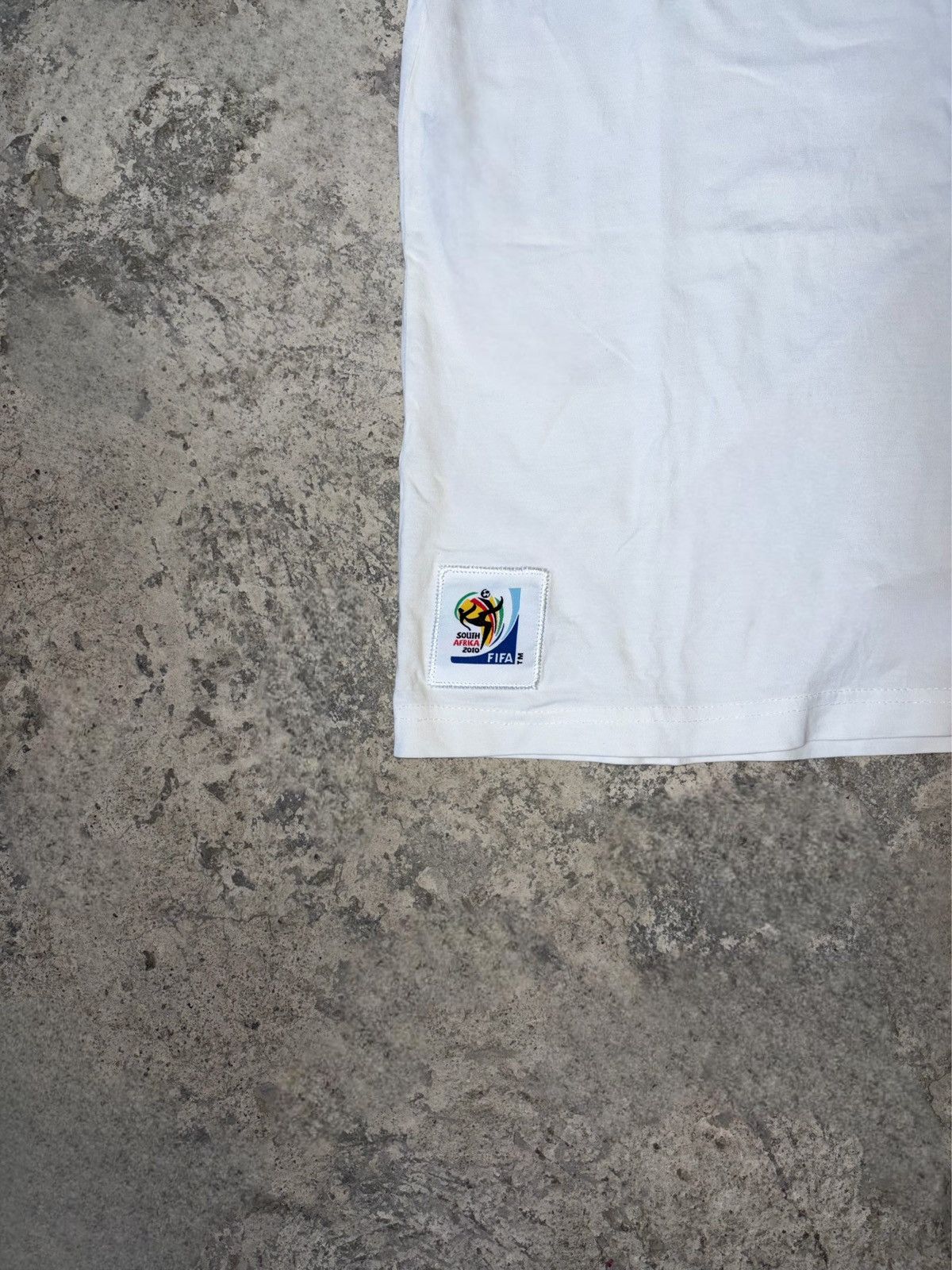 Vintage 2010 South Africa FIFA World Cup USA Official Licensed Tee Size US XXL / EU 58 / 5 - 3 Thumbnail