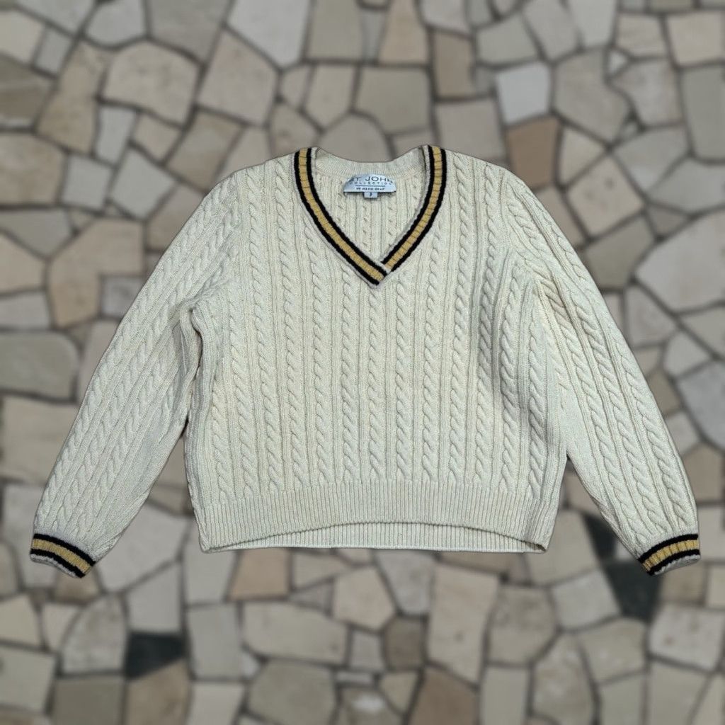 Vintage VINTAGE St John Collection by Marie Gray Cable Knit Sweater V Neck Women’s Size P Shirt Womens Petite Ivory Size S / US 4 / IT 40 - 1 Thumbnail