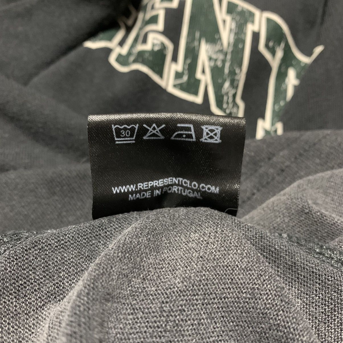 Represent Clo. Represent XS Varsity Logo Graphic Vintage Black Tee Size US XS / EU 42 / 0 - 7 Thumbnail