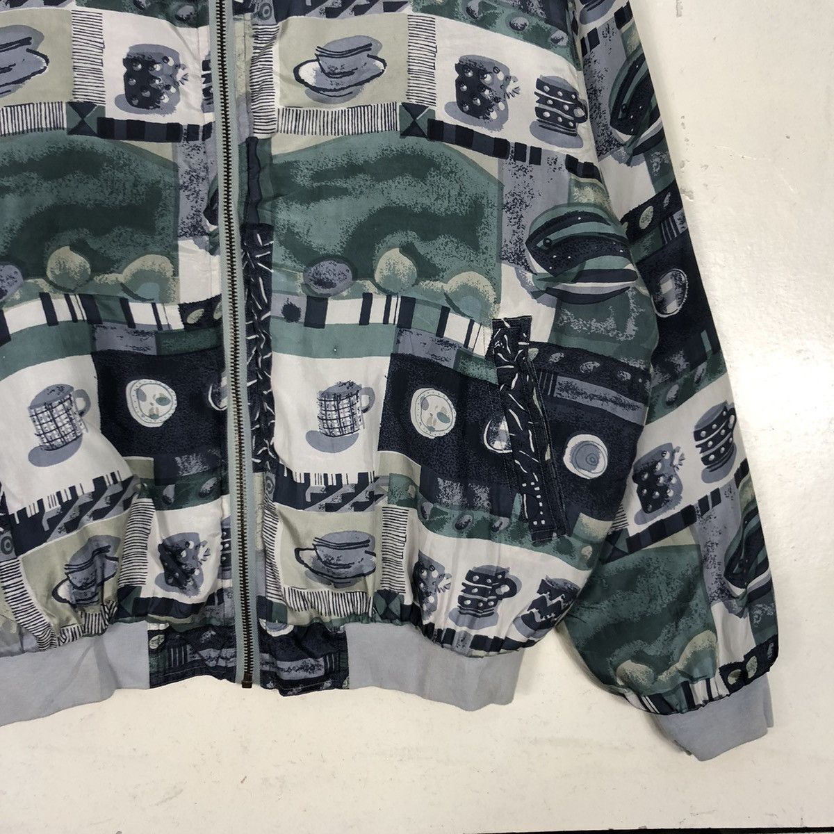 Vintage Hoard Nut Italian Design All Over Print Bombers Size US M / EU 48-50 / 2 - 4 Thumbnail