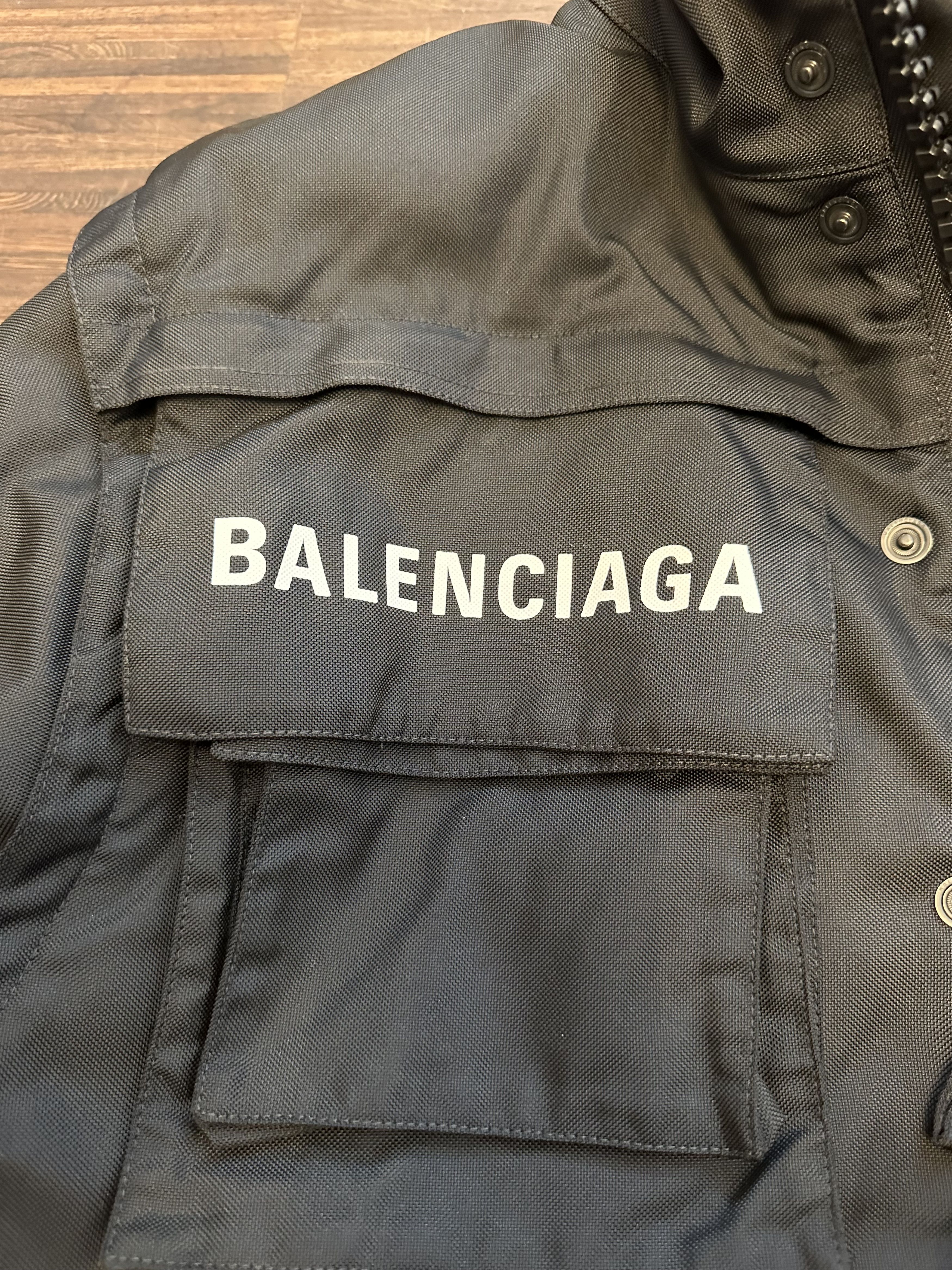 Balenciaga Balenciaga Paris All In Parka in Black Size 3 BNWT Size US L / EU 52-54 / 3 - 4 Thumbnail