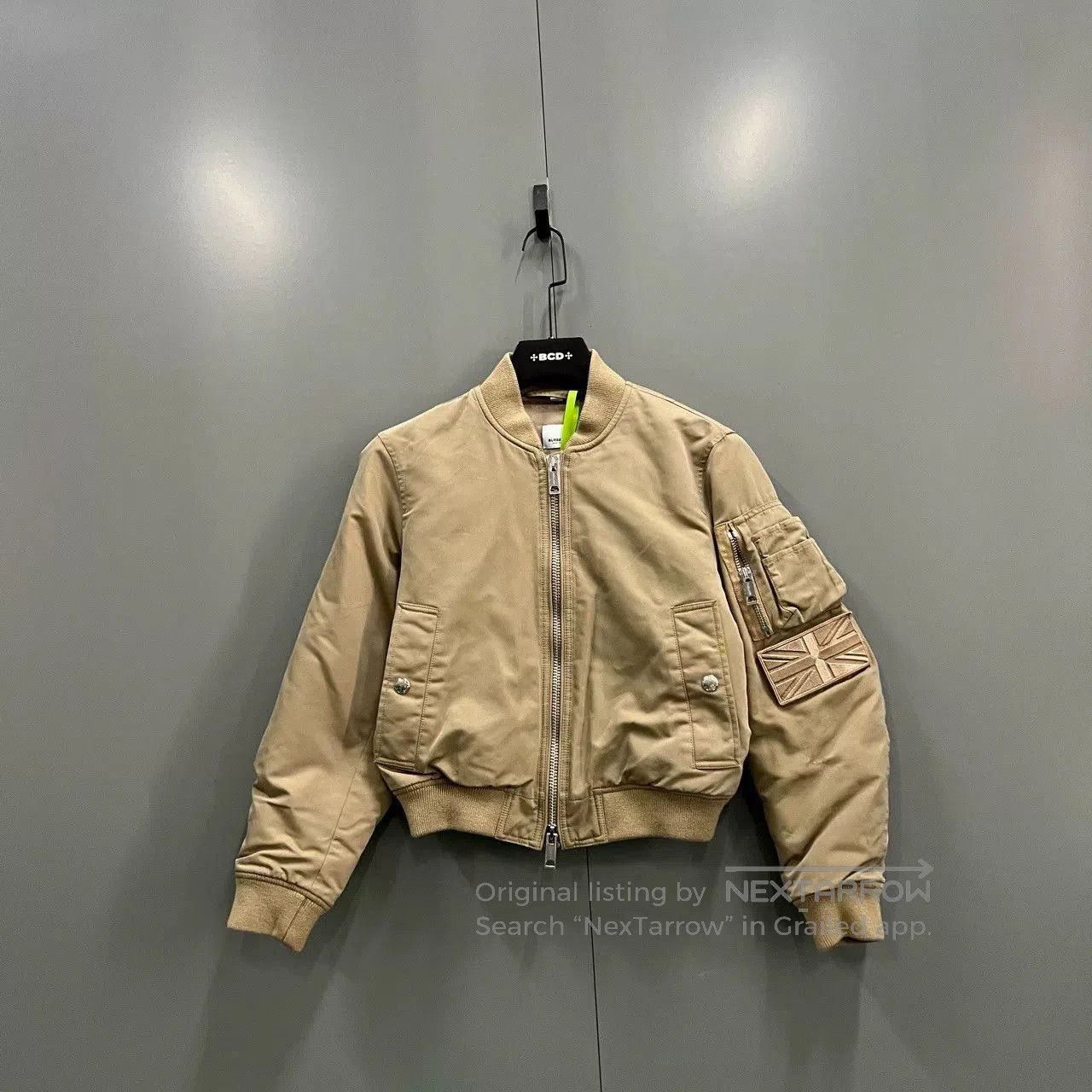 Burberry burberry khaki zip jacket size 36. Size US S / EU 44-46 / 1 - 1 Thumbnail