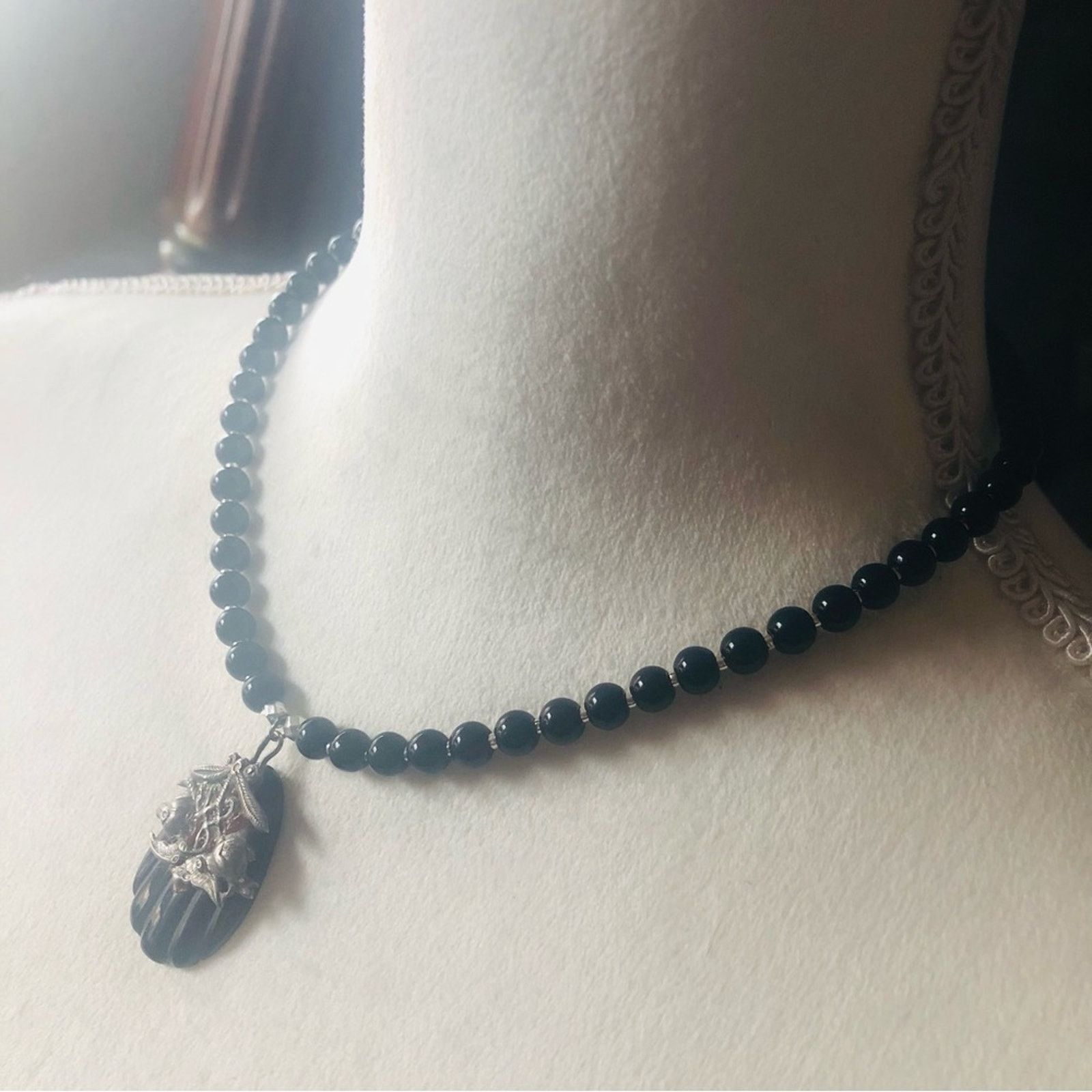 Handmade Handcrafted repurpose black Chalcedony stone Pearl necklace Size ONE SIZE - 4 Thumbnail