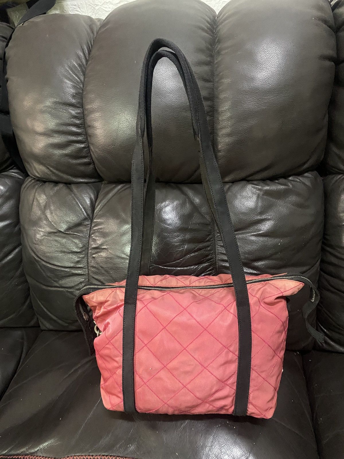 Prada Authentic Vintage Prada Tessuto Nyalon Shoulder Tote Bag Size ONE SIZE - 1 Thumbnail