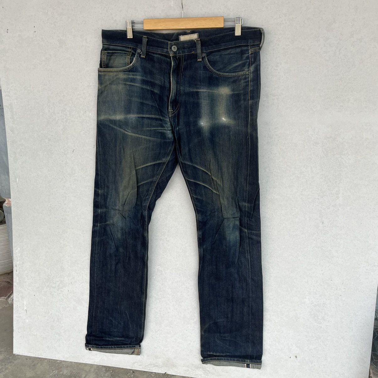 Other Vintage Dark wash Slim Fit Jeans With A Look Size L W18 L33 Size US 26 / EU 42 - 2 Thumbnail