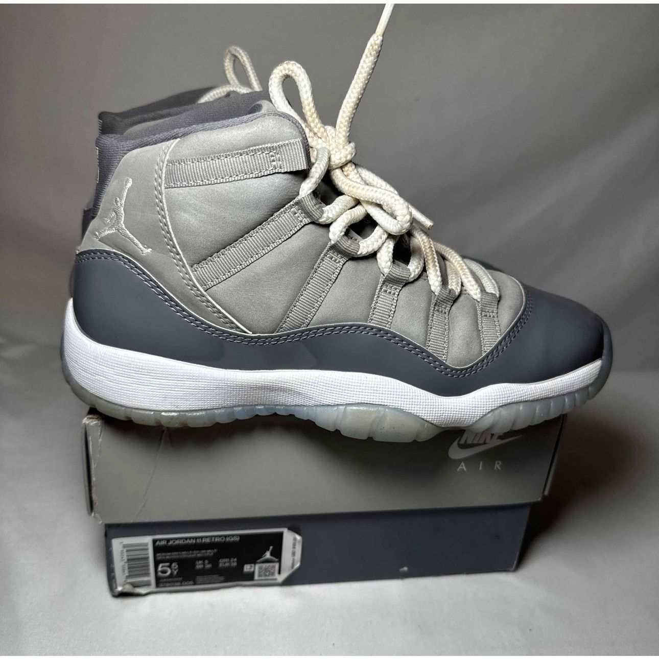 Jordan Brand × Nike Size 5.5 - Air Jordan 11 Retro GS Cool Grey 2021 Men's Shoes Size US 5.5 / EU 38 - 1 Thumbnail