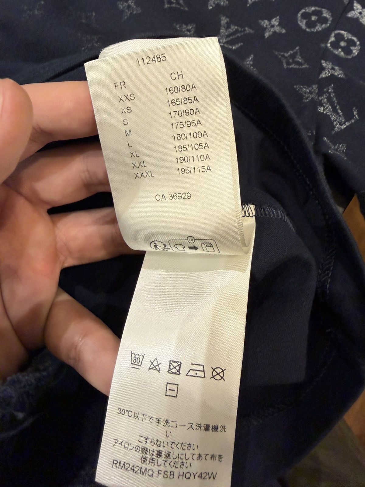 Louis Vuitton Louis Vuitton Gradient Monogram Tee Size US S / EU 44-46 / 1 - 6 Thumbnail