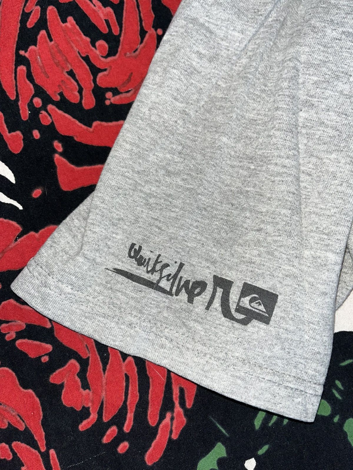 Vintage Crazy Y2K Faded Thrashed ERD Baggy Skater Essential Surf Tee Size US L / EU 52-54 / 3 - 5 Thumbnail