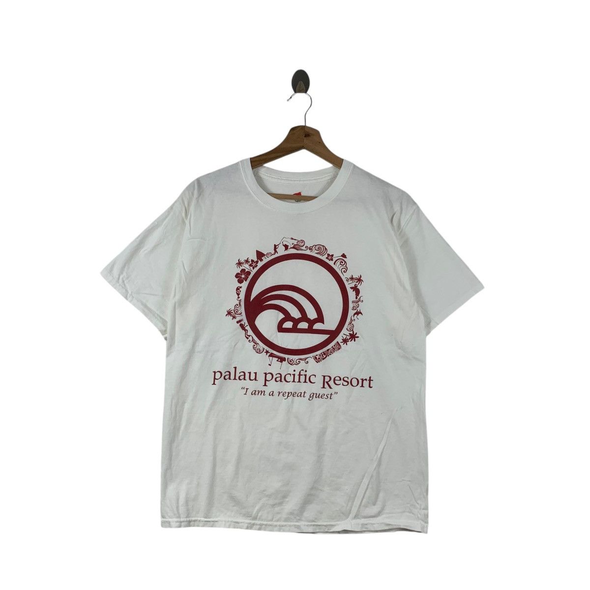 Vintage Vintage PALAU PACIFIC RESORT I Am A Repeat Guest Tee Shirt Size US M / EU 48-50 / 2 - 1 Thumbnail