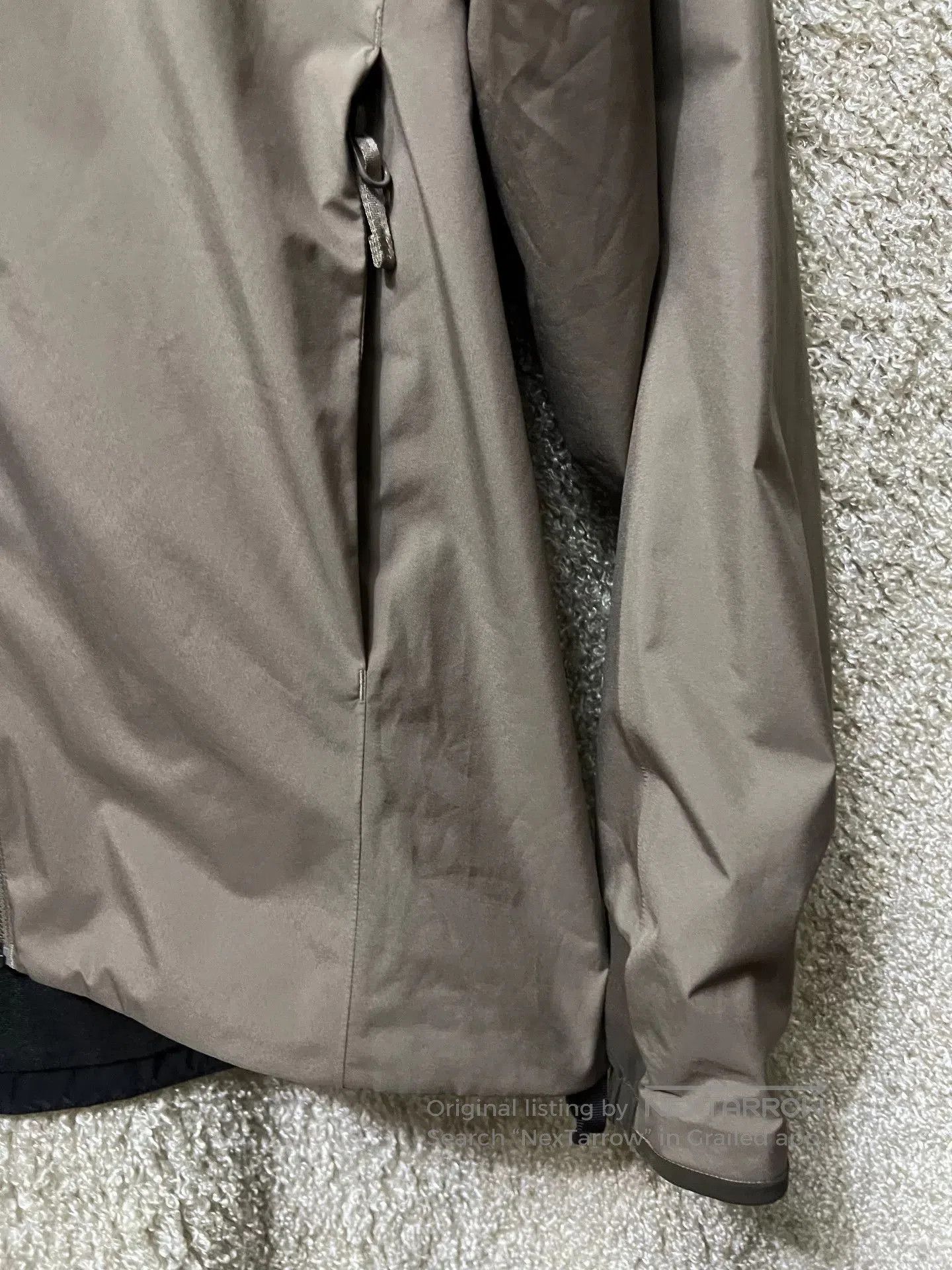 Arc'teryx Arcteryx Men's Outdoor Functional Jacket. Size US M / EU 48-50 / 2 - 2 Thumbnail