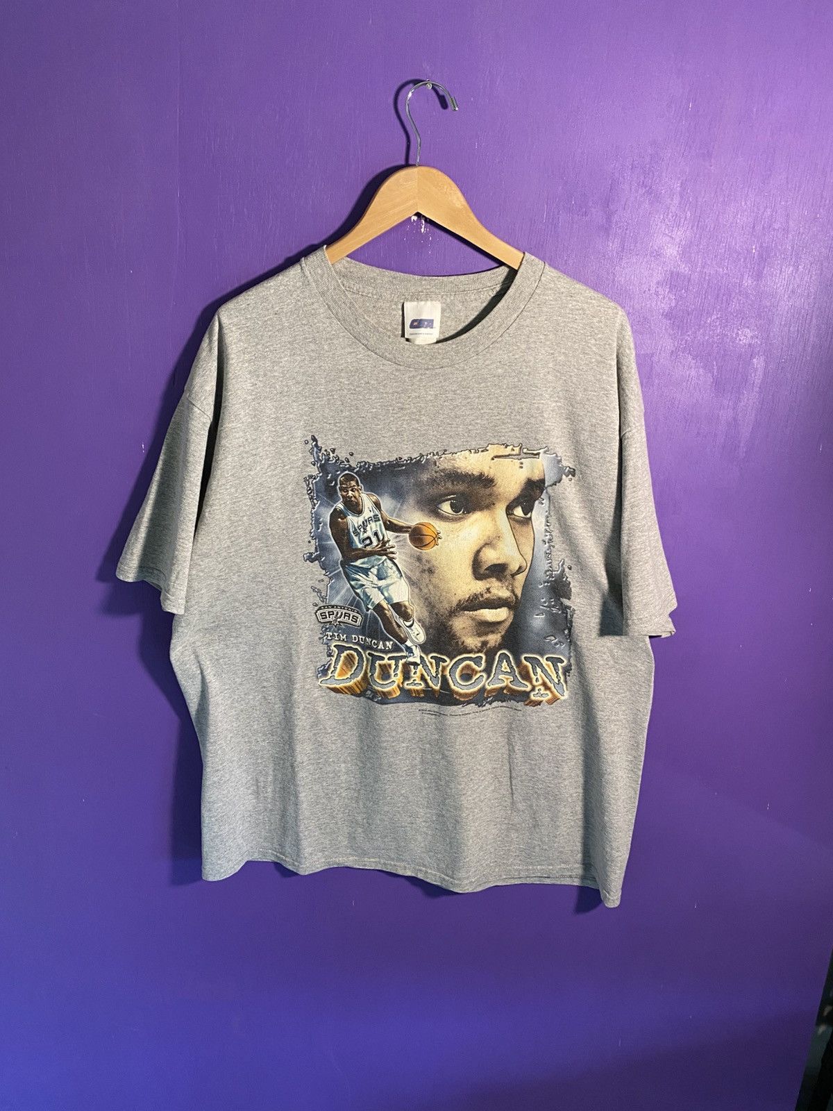 NBA Vintage 2003 CSA Spurs Tim Duncan player tee Size US XL / EU 56 / 4 - 1 Thumbnail