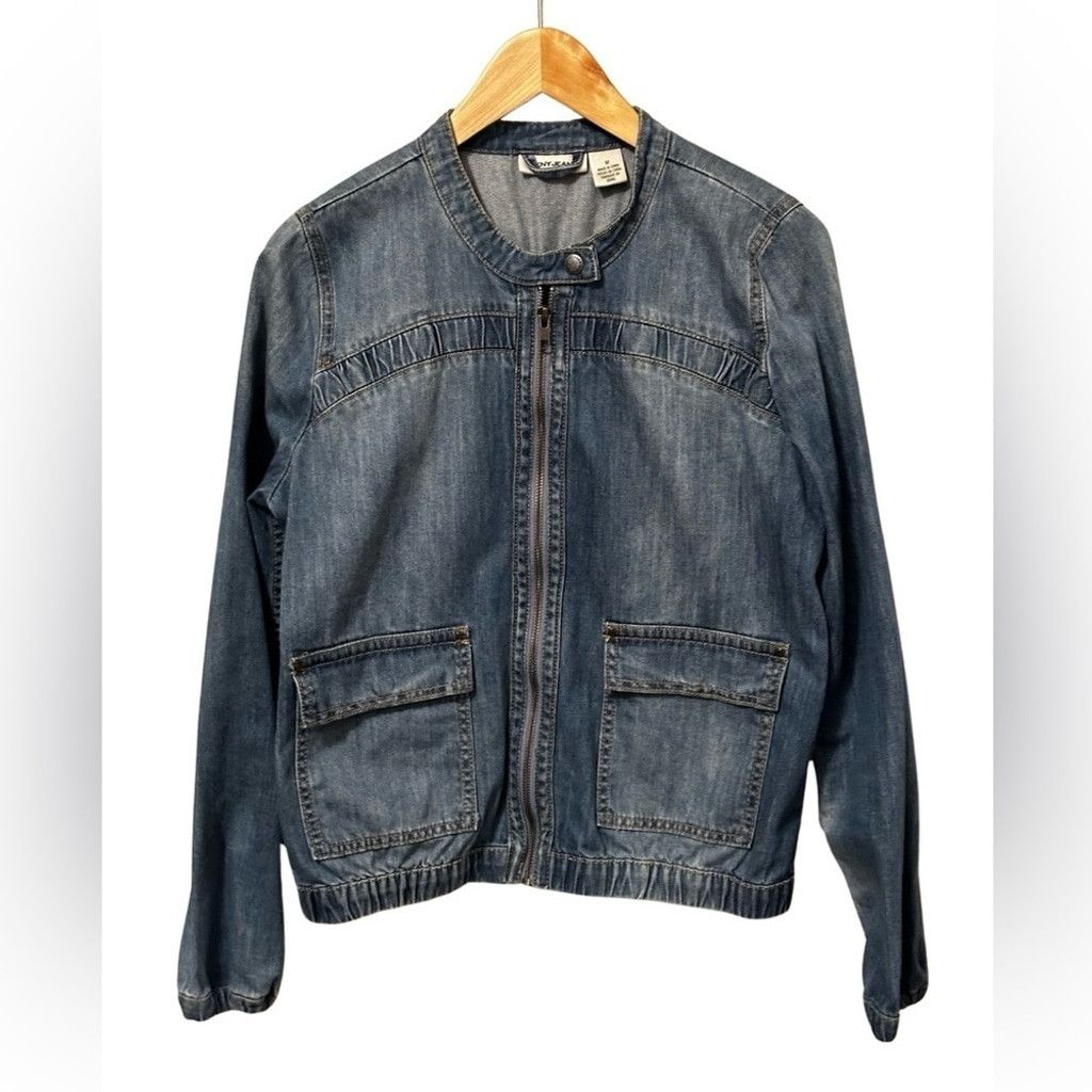 DKNY DKNY JEANS Blue Jean Bomber Jacket Women’s Size Medium. Size M / US 6-8 / IT 42-44 - 14 Thumbnail