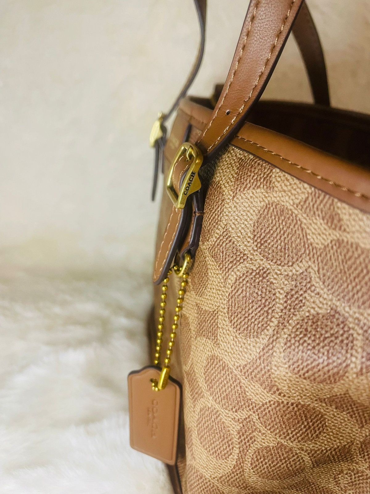 Coach Coach Taxi Tote Bag Size ONE SIZE - 12 Thumbnail